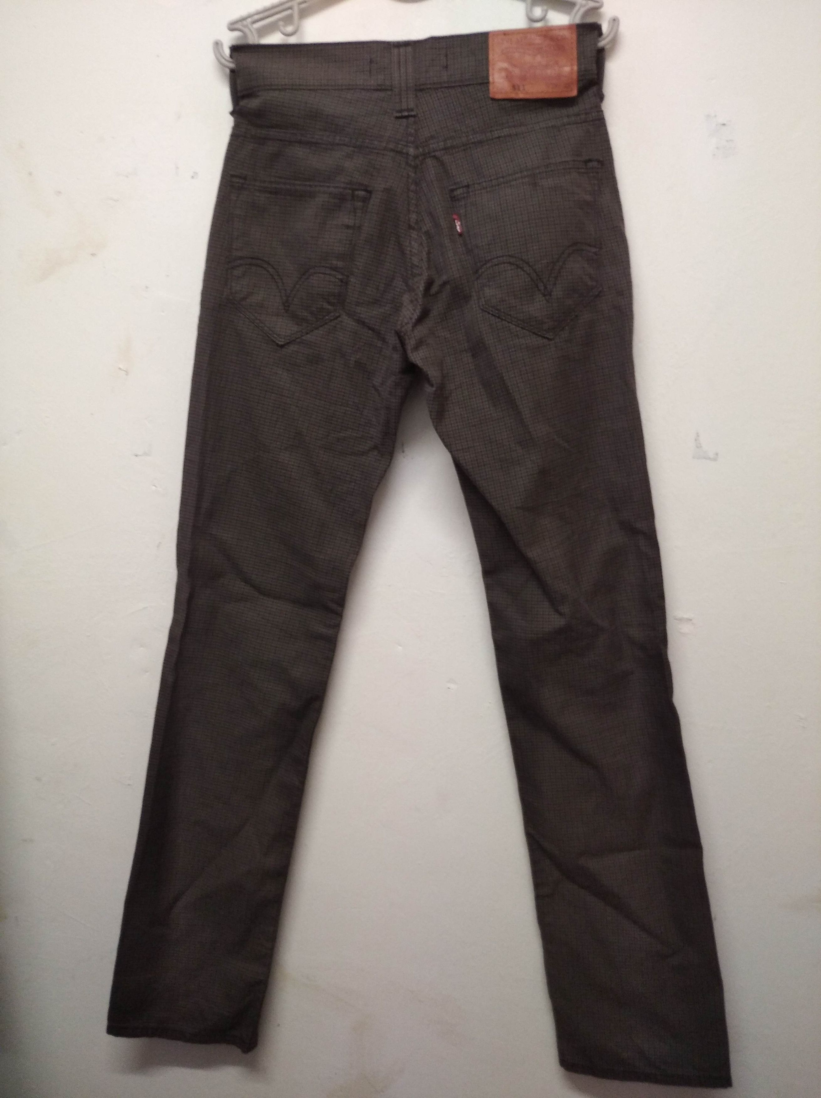 Levi's plaid lot 511 slim pants size 29