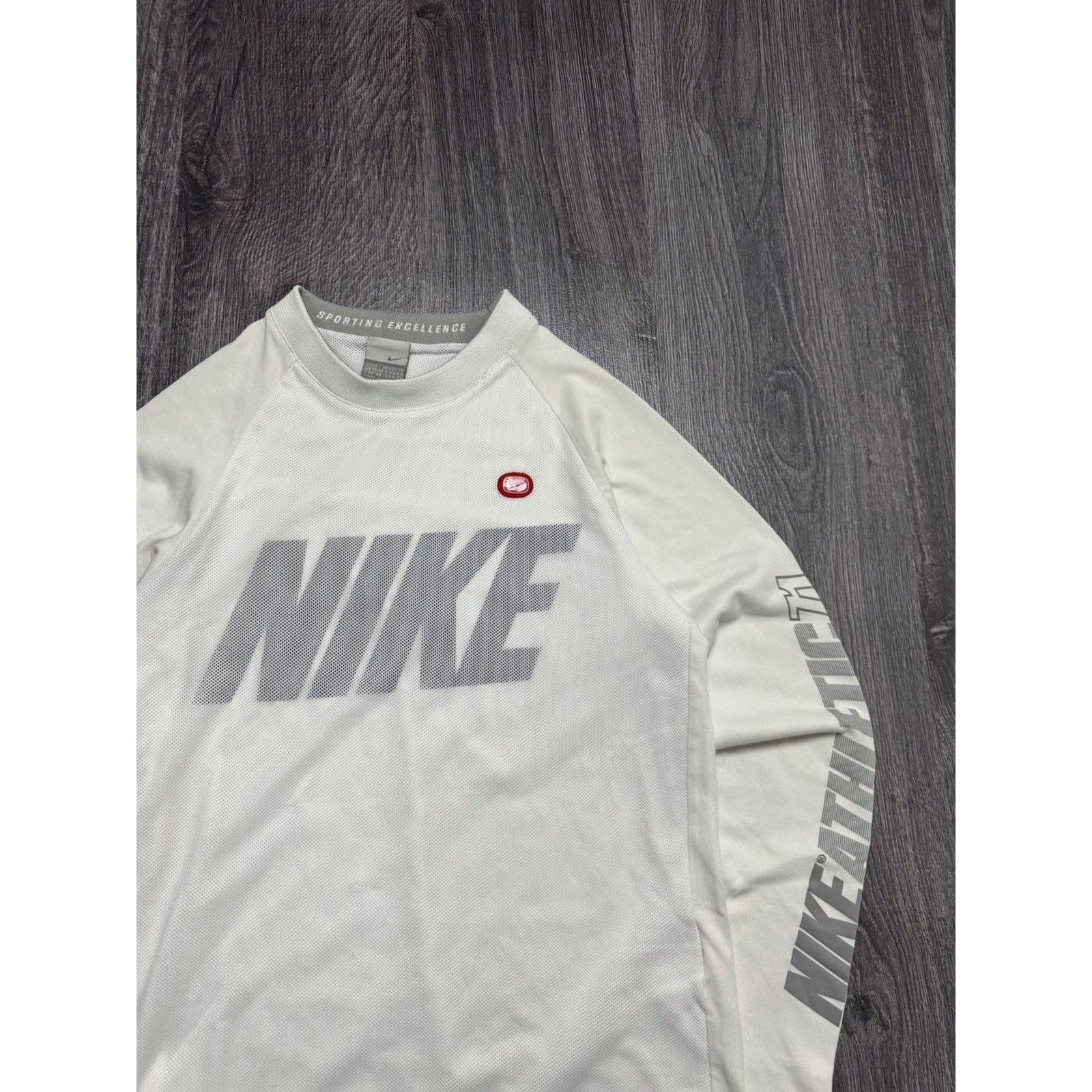 Nike × Vintage Vintage Nike Athletic Dept 72 Long Sleeve Center Logo 00s Size US XS / EU 42 / 0 - 2 Thumbnail