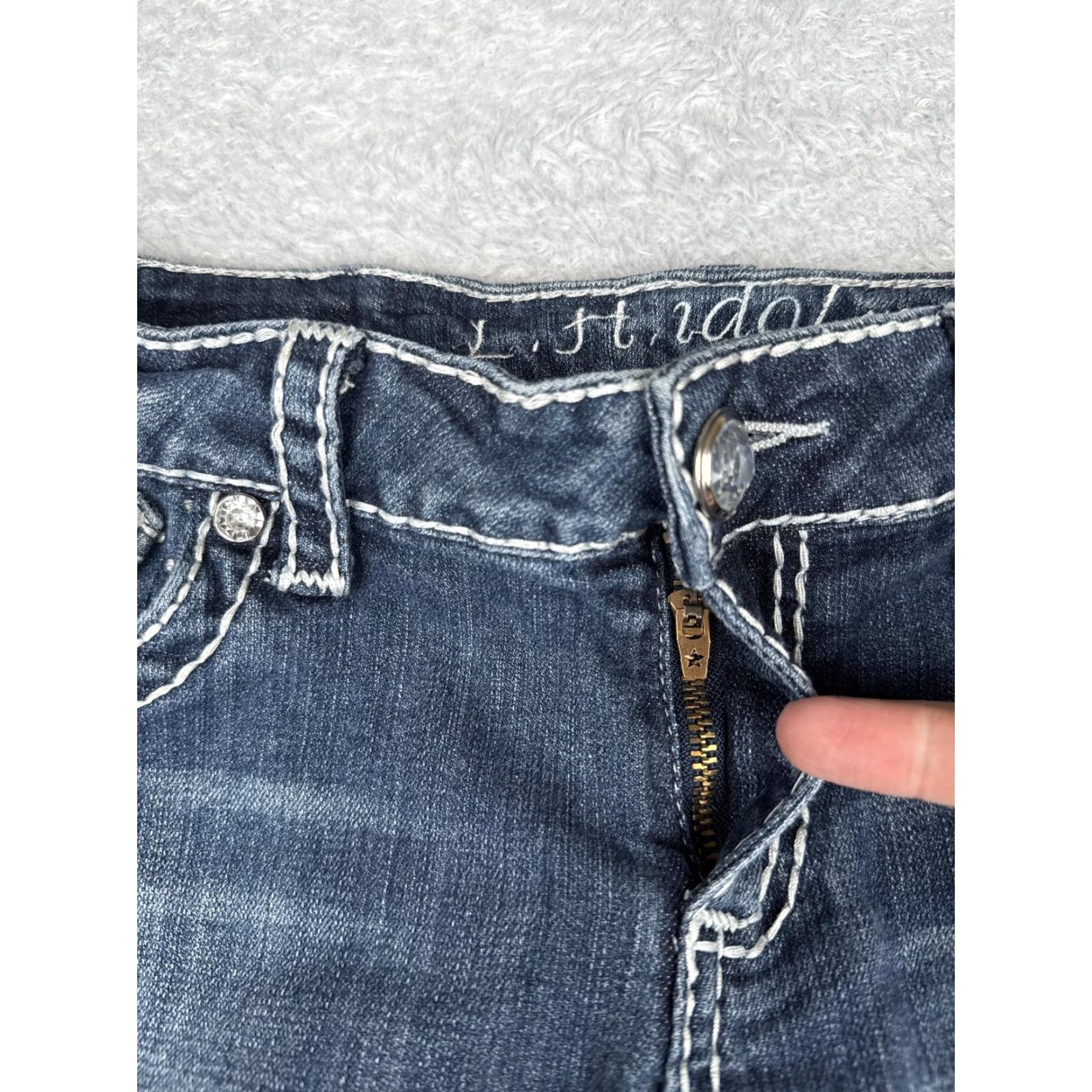 Vintage L.A. Idol Jeans Women 11 Capri Cropped Embellished Rhinestone Pockets Blue Size 32" / US 10 / IT 46 - 5 Thumbnail