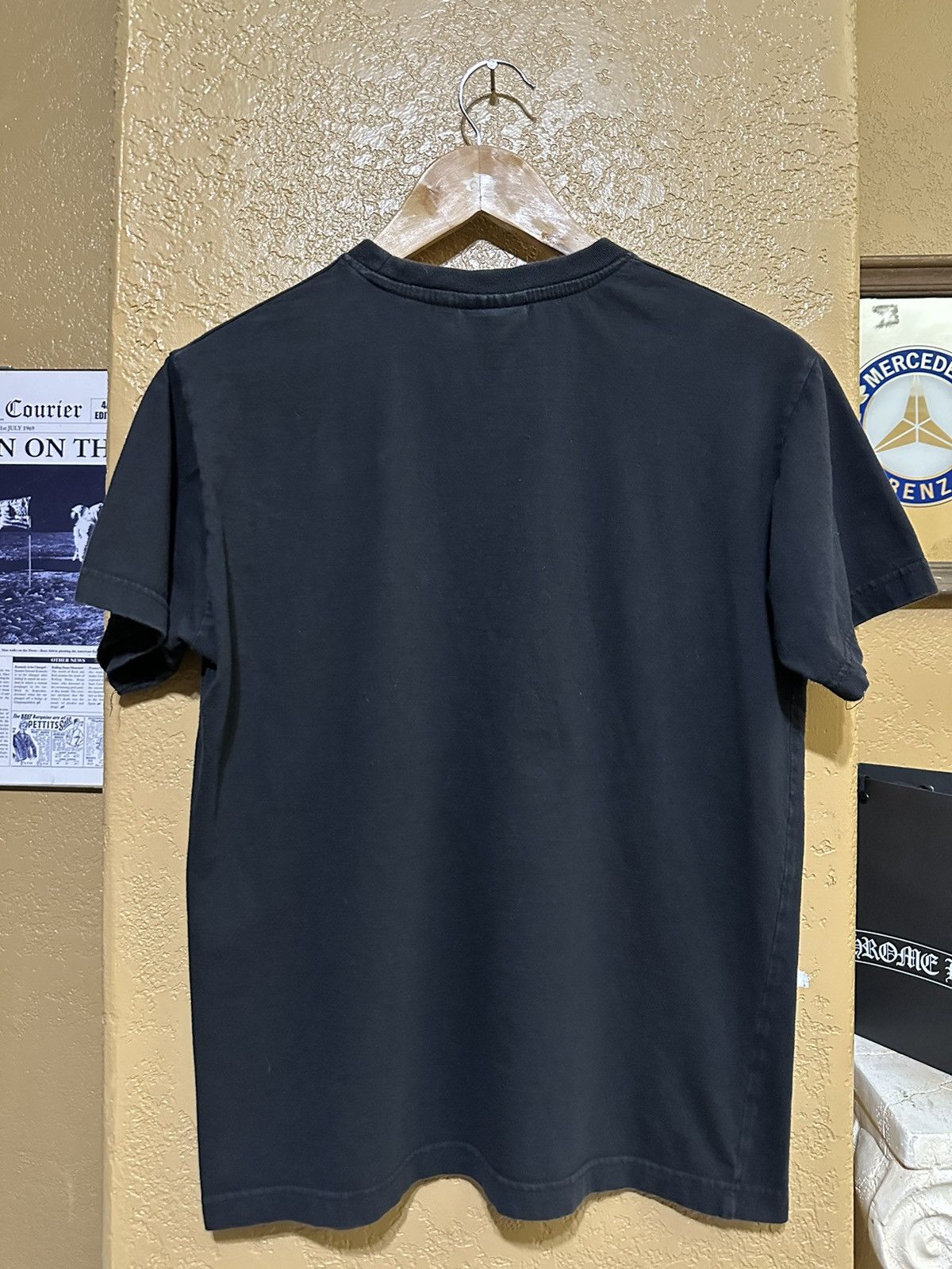 Vintage GRAIL Vintage 90s Disneyland Paris Mickey T Shirt Size US S / EU 44-46 / 1 - 4 Thumbnail