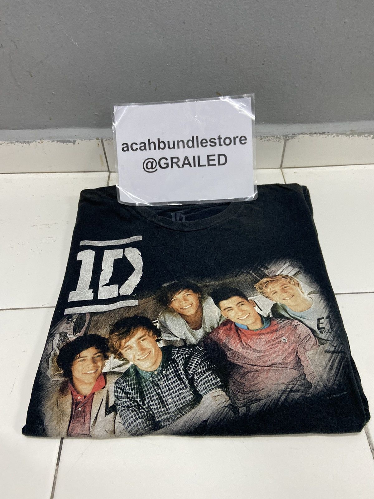 Band Tees ONE DIRECTION 1D BOYS BAND TEE SHIRT Size US XL / EU 56 / 4 - 16 Thumbnail