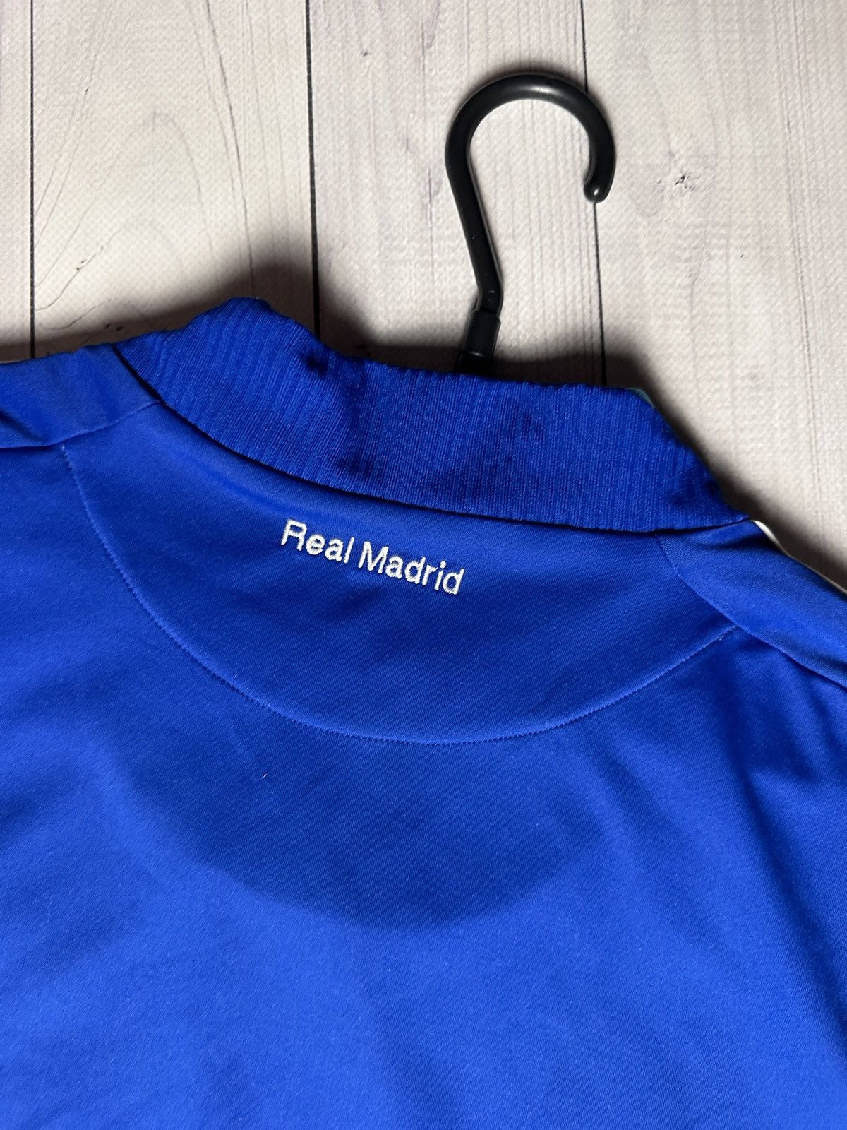 Adidas Vintage Adidas Real Madrid soccer jersey blue rare size XL Size US XL / EU 56 / 4 - 6 Thumbnail