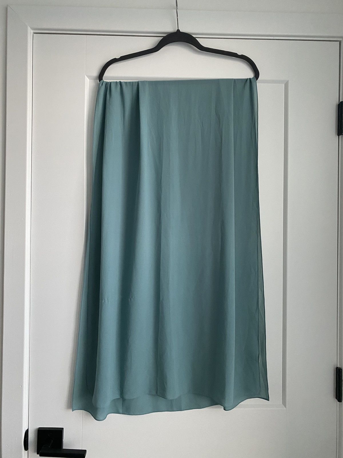 Other VOILE CHIC Premium Chiffon Ocean Blue Hijab Scarf For Women Size ONE SIZE - 3 Thumbnail