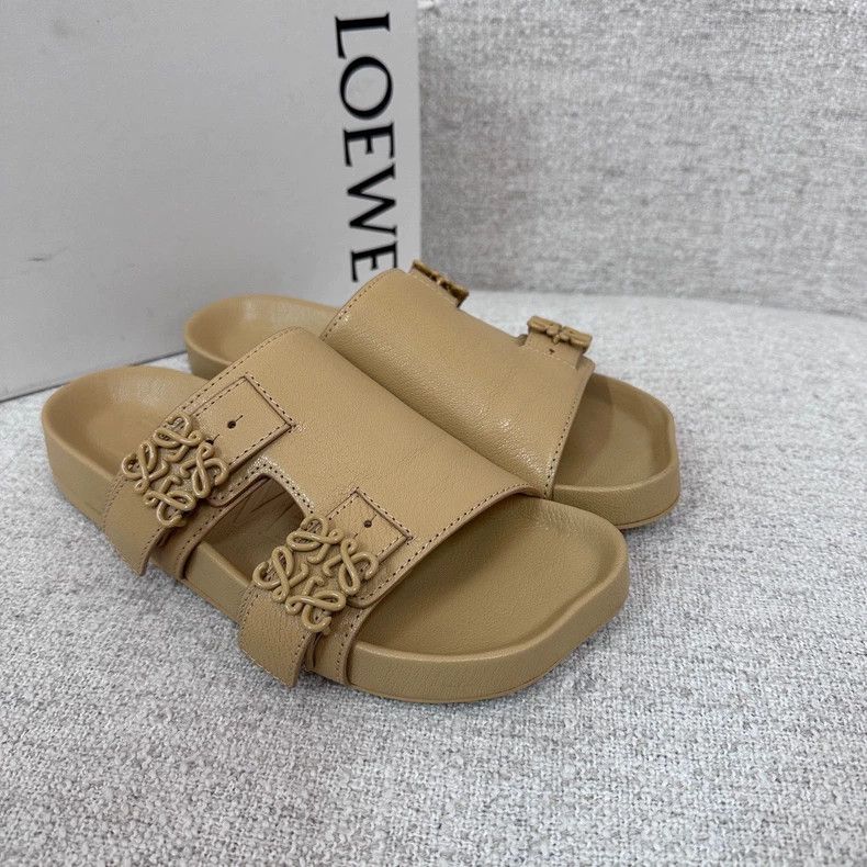 Loewe LOEWE Kachiche badge logo slippers Size US 7.5 / IT 37.5 - 2 Thumbnail