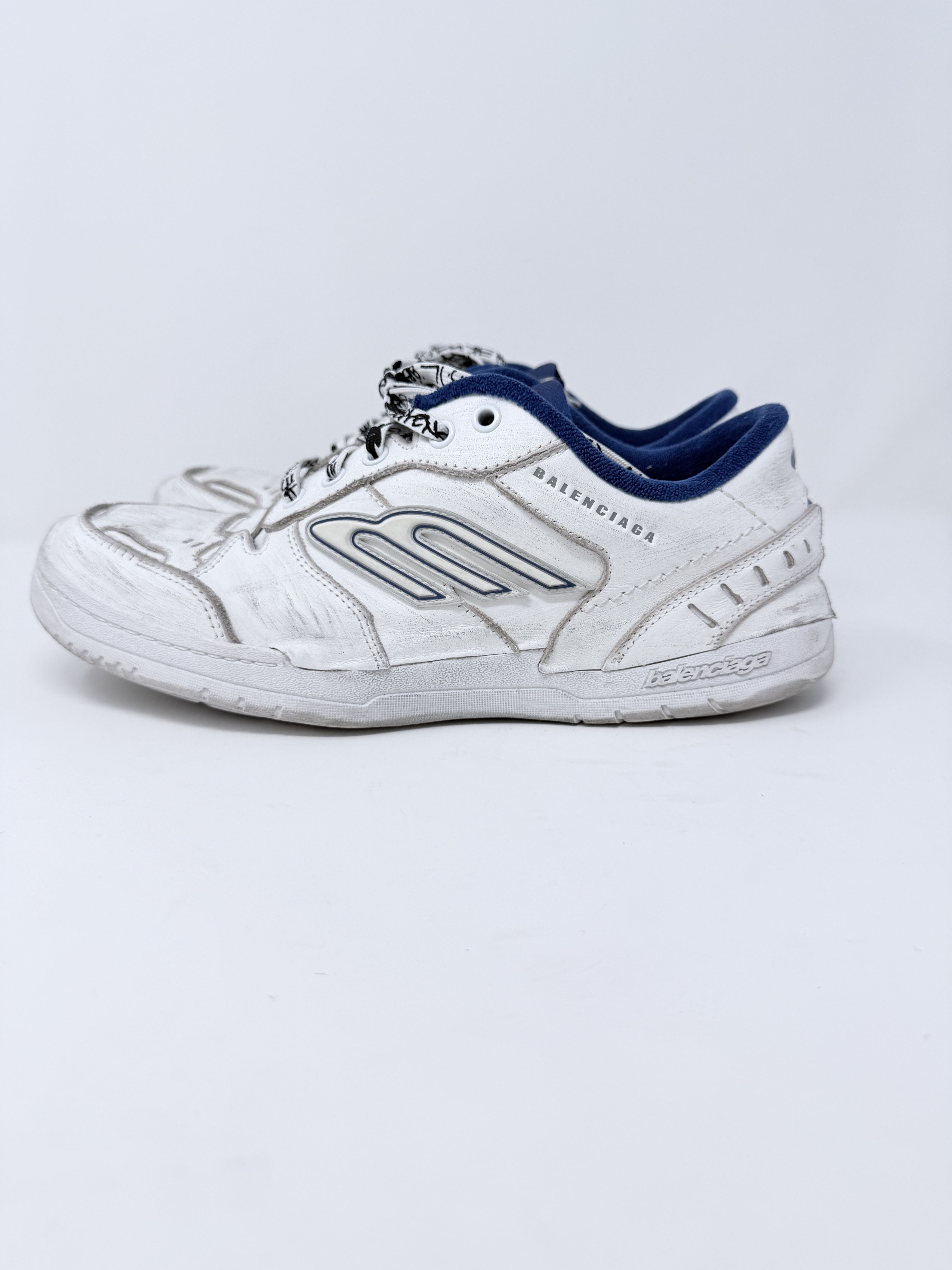 Balenciaga Balenciaga Hampton Sneaker White Blue Distressed Size US 9 / EU 42 - 4 Thumbnail