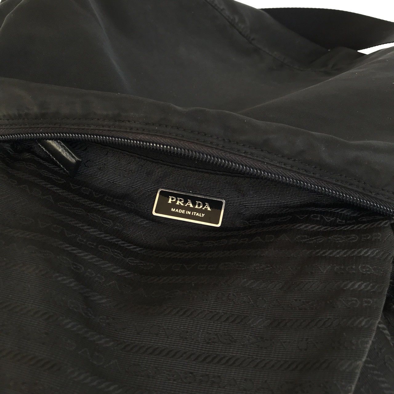 Prada 🔥Hot Items 🔥Prada Crossbody Size ONE SIZE - 15 Thumbnail