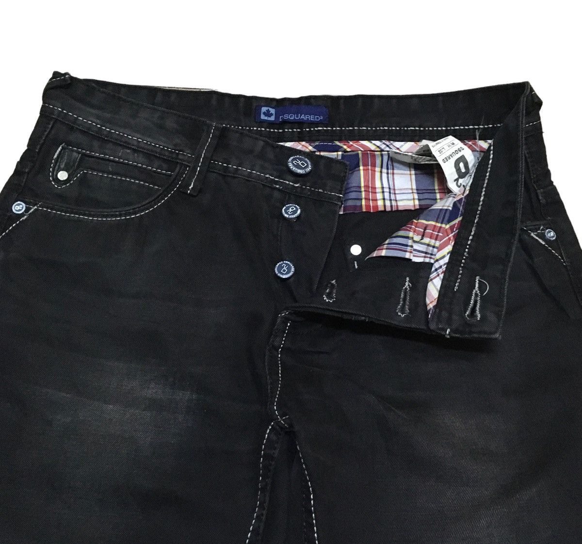 Dsquared2 Very Rare Design Vintage Brand Dsquared2 Waxed Jeans 2000s Size US 31 - 6 Thumbnail