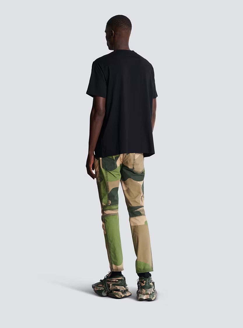 Balmain o1s1wg110126 Big Couture Label Flock T-Shirt in Black Size US S / EU 44-46 / 1 - 7 Thumbnail