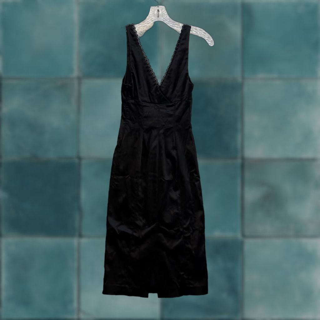 Bebe VINTAGE bebe Black Midi Dress XS Satin Lace V-Neck Sheath Cocktail Goth Dress Size XS / US 0-2 / IT 36-38 - 1 Thumbnail