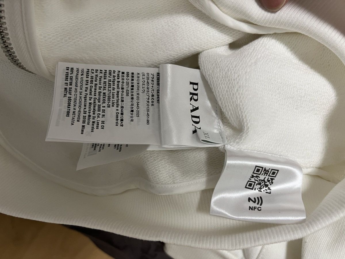Prada Prada Crystal White Hoodie Size US XL / EU 56 / 4 - 5 Thumbnail