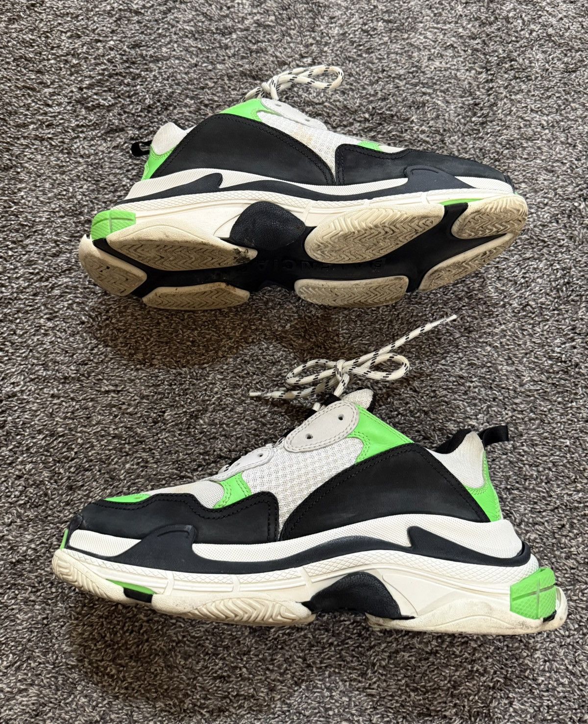 Balenciaga Balenciaga Size US 10 / EU 43 - 2 Thumbnail