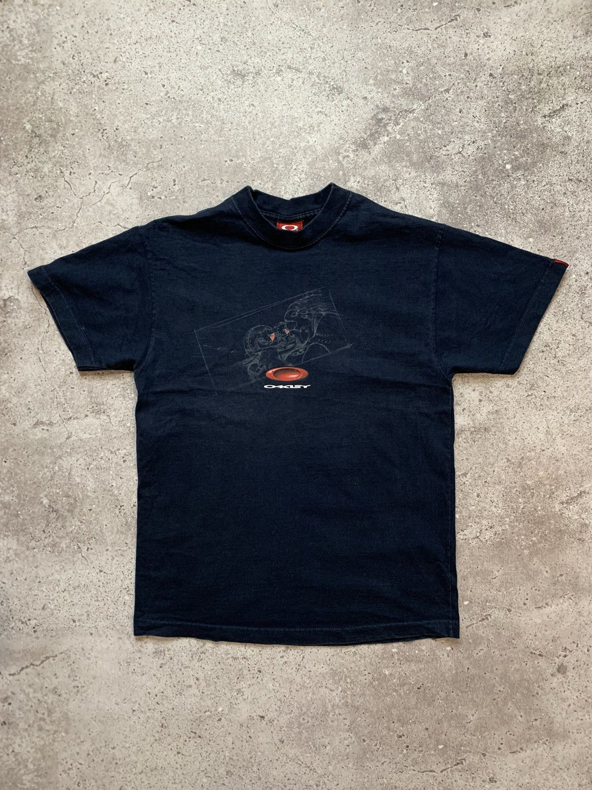 Oakley × Vintage × Y'2 Leather RARE VTG Oakley RED LOGO TEE Size US M / EU 48-50 / 2 - 1 Thumbnail