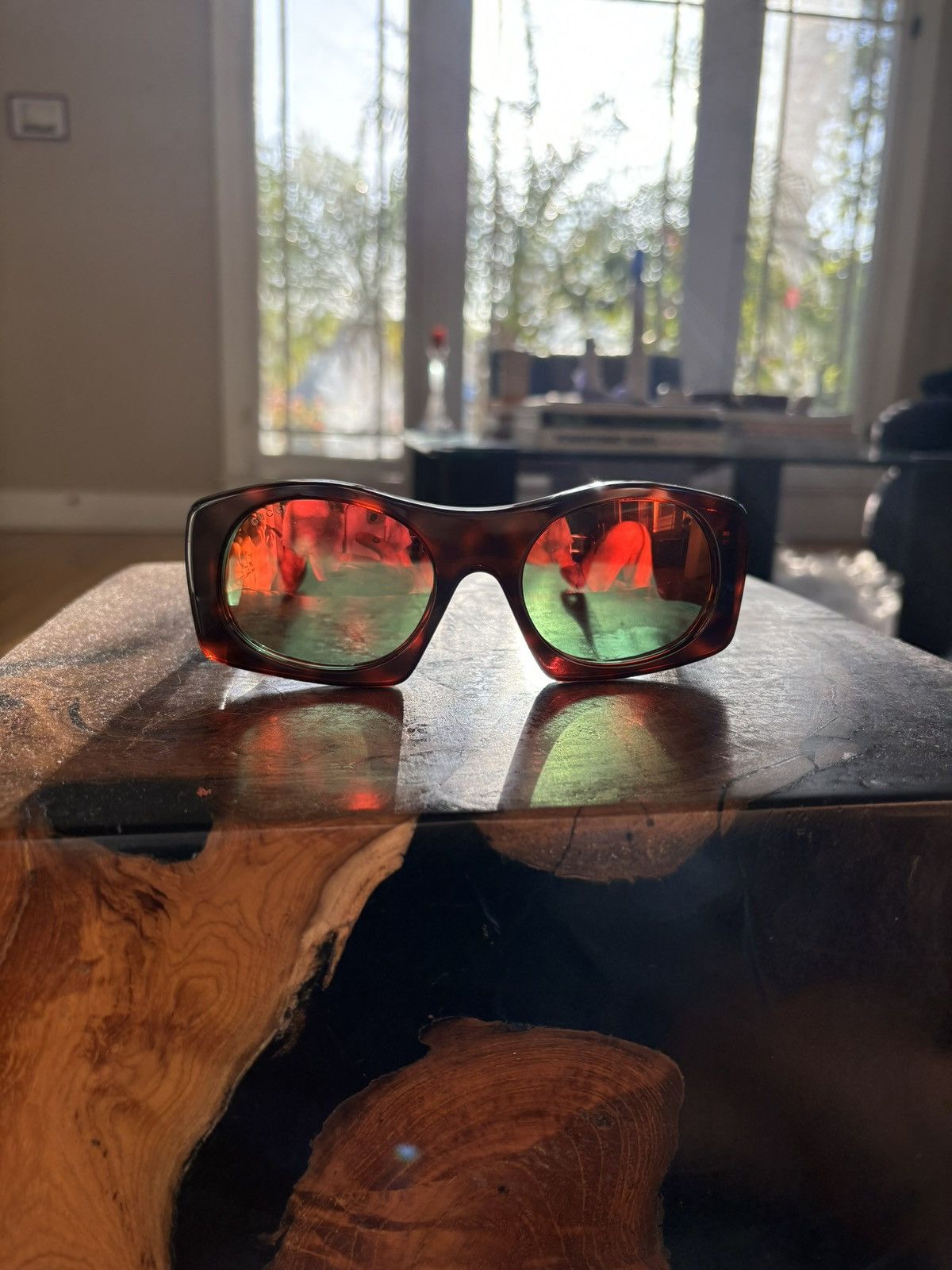Gucci Oversized fun chunky Gucci sunglasses Size ONE SIZE - 4 Thumbnail