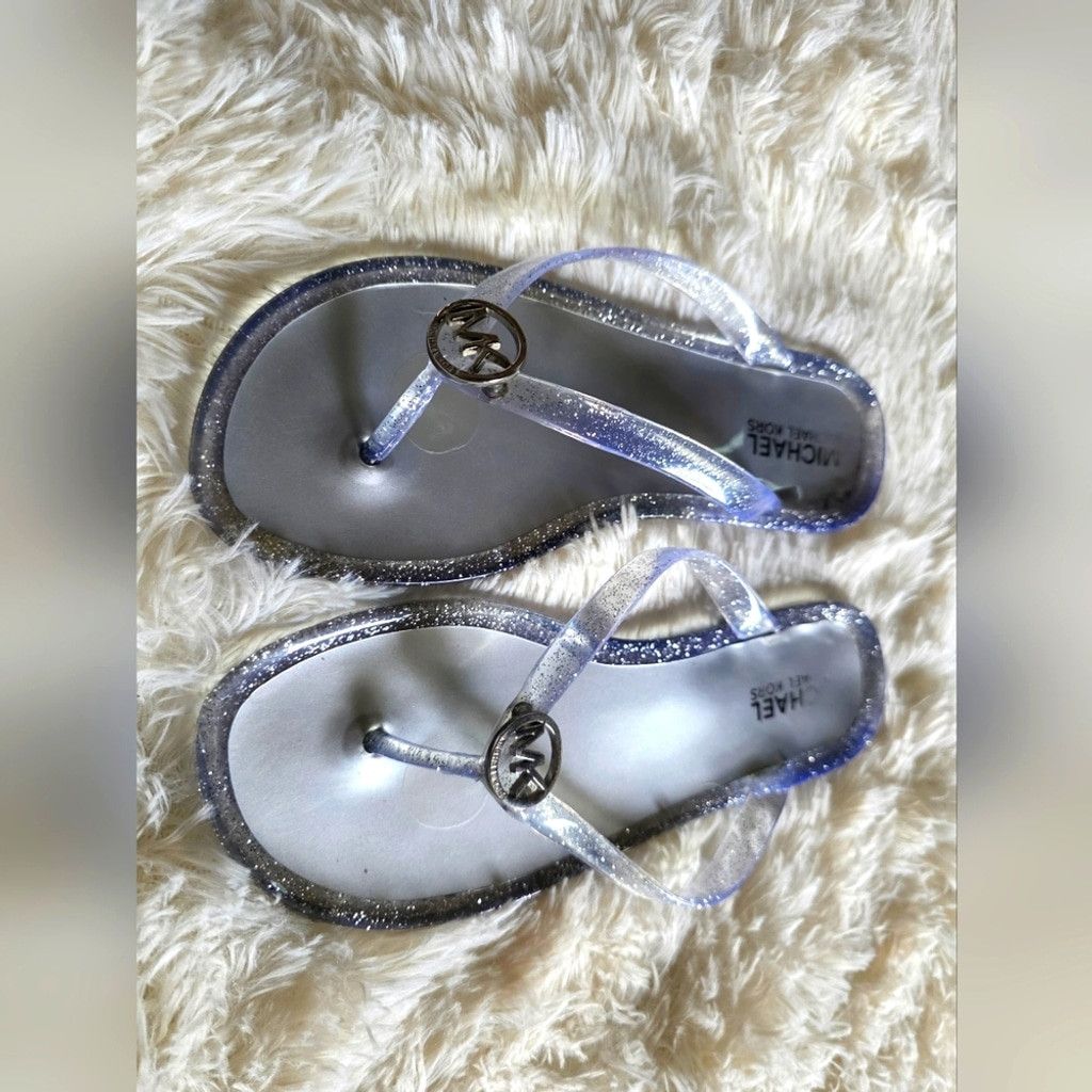 Michael Kors Michael Kors Silver Glitter Thong Sandals Size US 6 / IT 36 - 2 Thumbnail