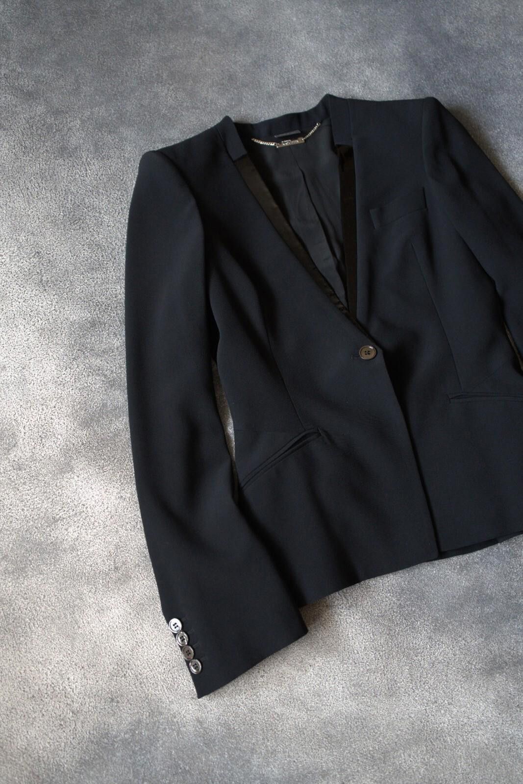 Alexander McQueen A/W 2007 Alexander McQueen “Witches” Patent Collar Blazer Size S / US 4 / IT 40 - 7 Thumbnail