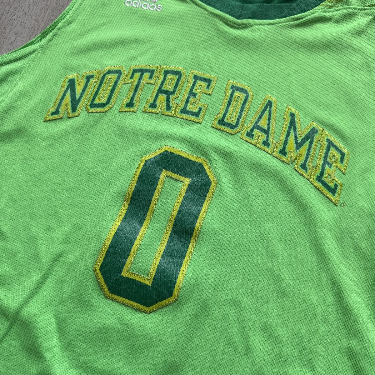 Adidas × NBA Adidas NOTRE DAME FIGHTING IRISH PREMIER Basketball Jersey Size US M / EU 48-50 / 2 - 3 Thumbnail