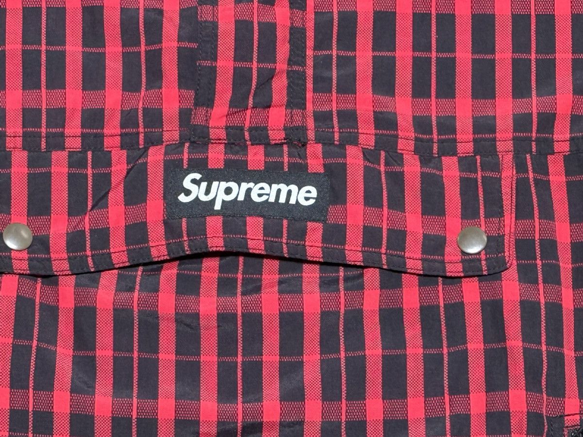 Supreme 2017 Supreme Nylon Plaid Pullover Size US L / EU 52-54 / 3 - 2 Thumbnail