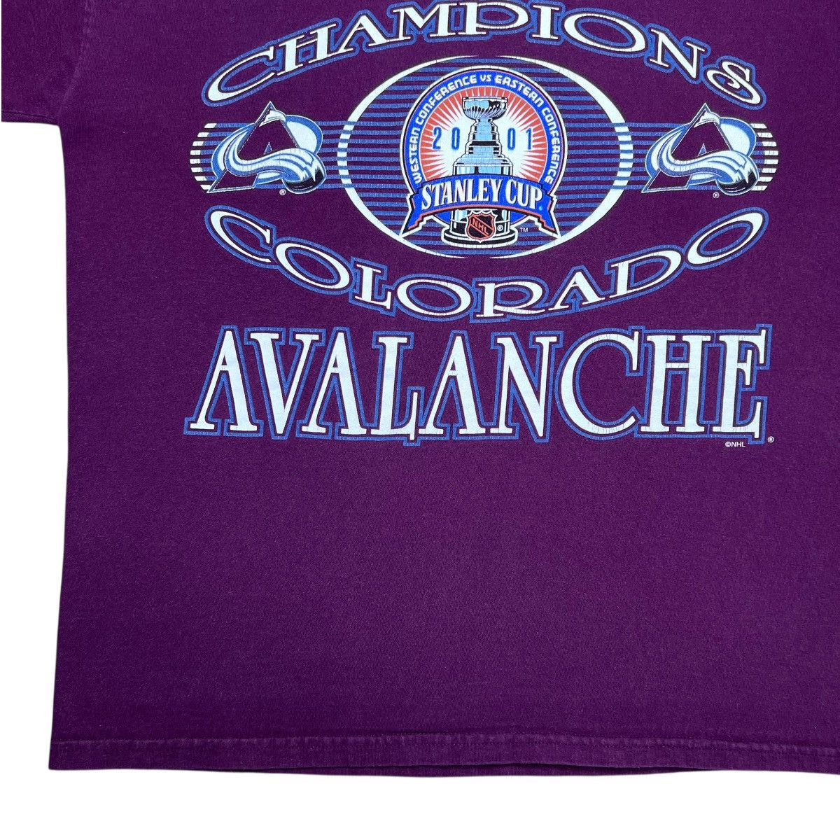 NHL Vtg 2001 NHL Colorado Avalanche Stanley Cup Champions Tee Size US L / EU 52-54 / 3 - 6 Thumbnail