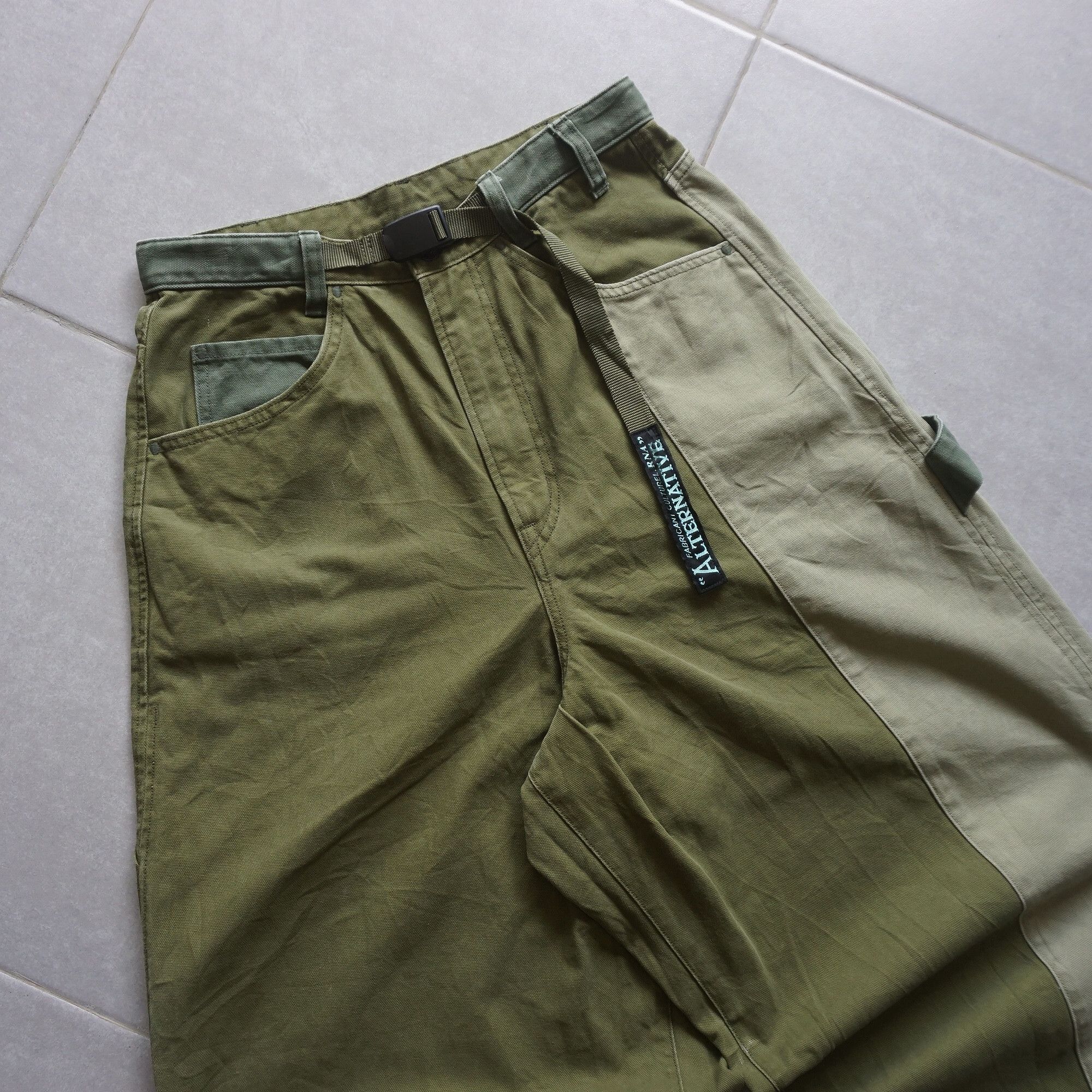 Japanese Brand RNA inc super wide carpenter pant Size US 28 / EU 44 - 2 Thumbnail