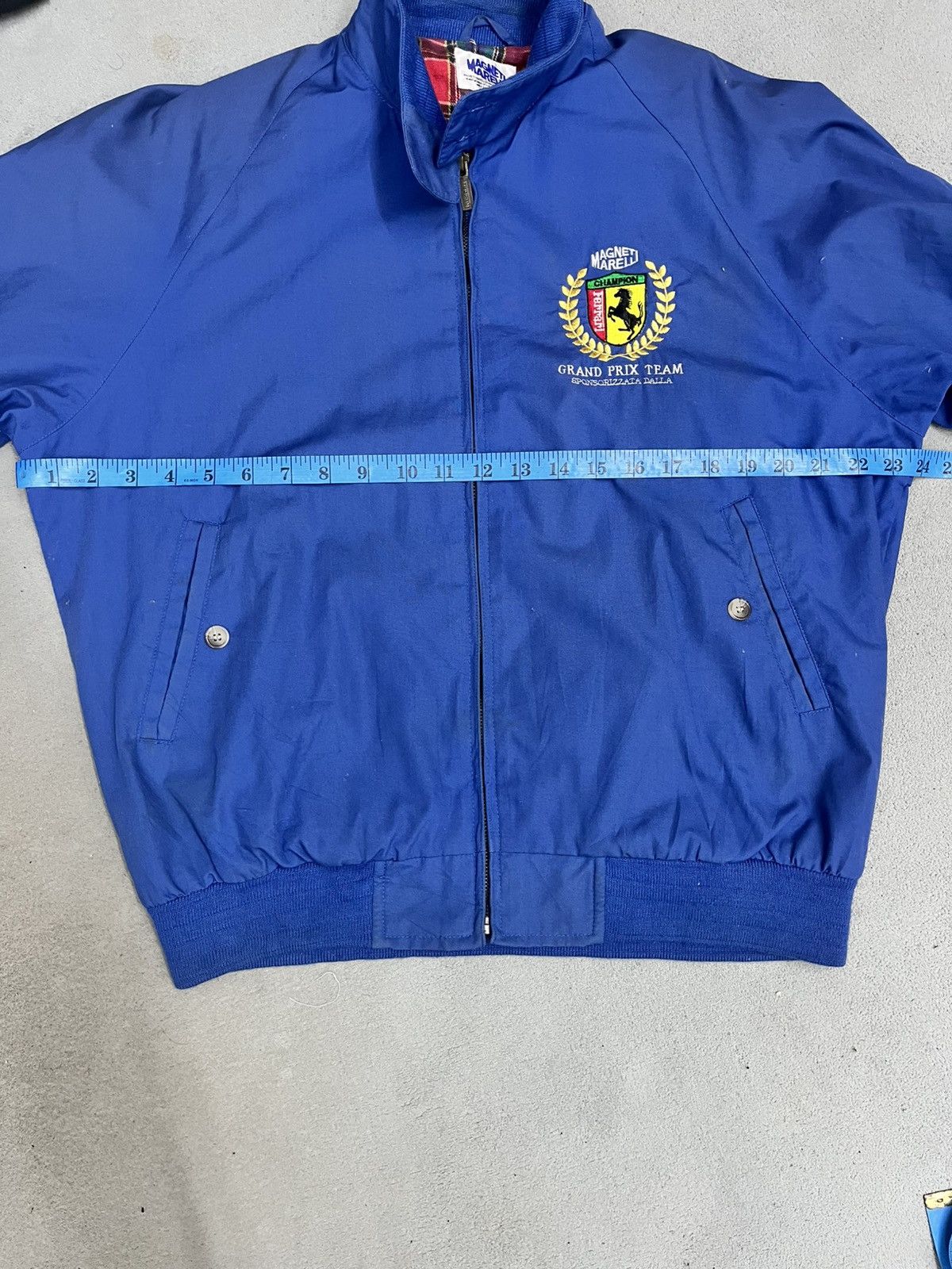 Ferrari MAGNETTI MARELLI FERARRI GRAND PRIX TEAM BOMBER JACKET Size US M / EU 48-50 / 2 - 12 Thumbnail