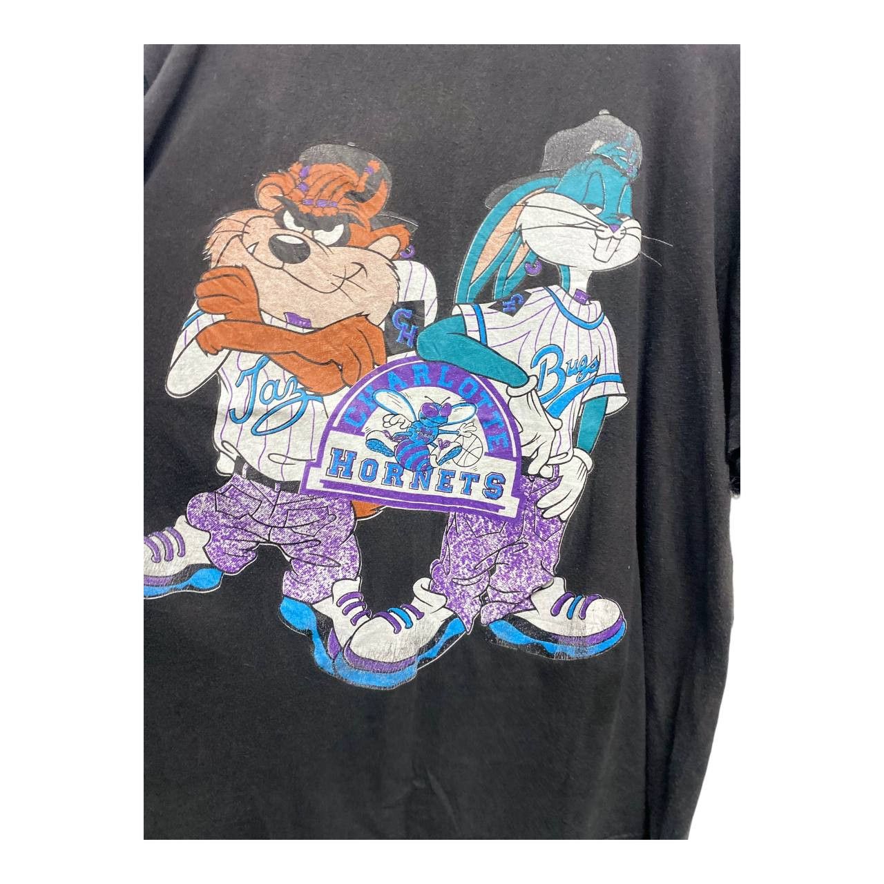 NBA × Vintage × Warner Bros 🔥VINTAGE CHARLOTTE HORNETS TAZ&BUGSBUNNY #SKU-A894 DP Size US XXL / EU 58 / 5 - 4 Thumbnail