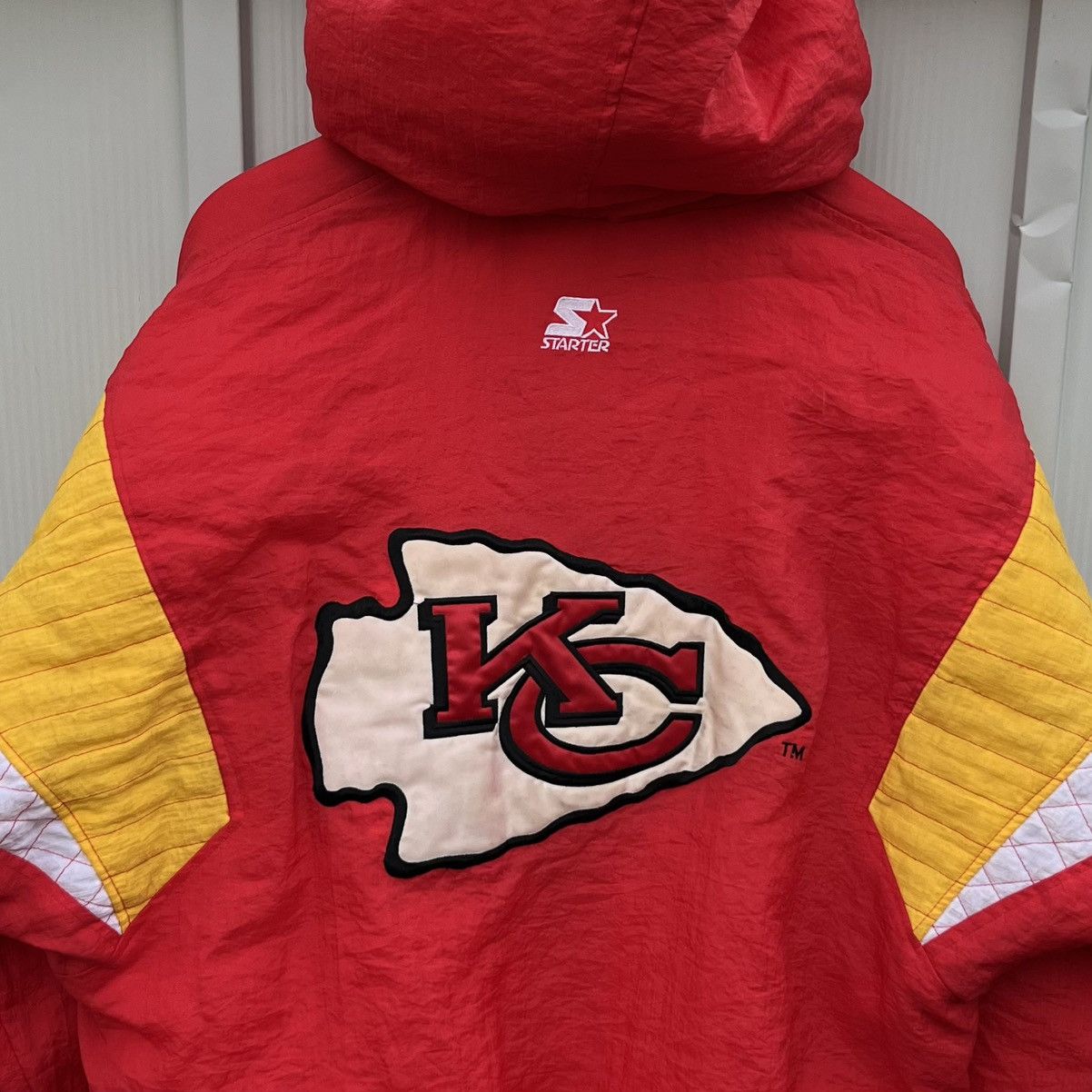 Starter × Vintage Vintage 90’s Kansas City Chiefs Hooded Starter Jacket Sz L Size US L / EU 52-54 / 3 - 7 Thumbnail