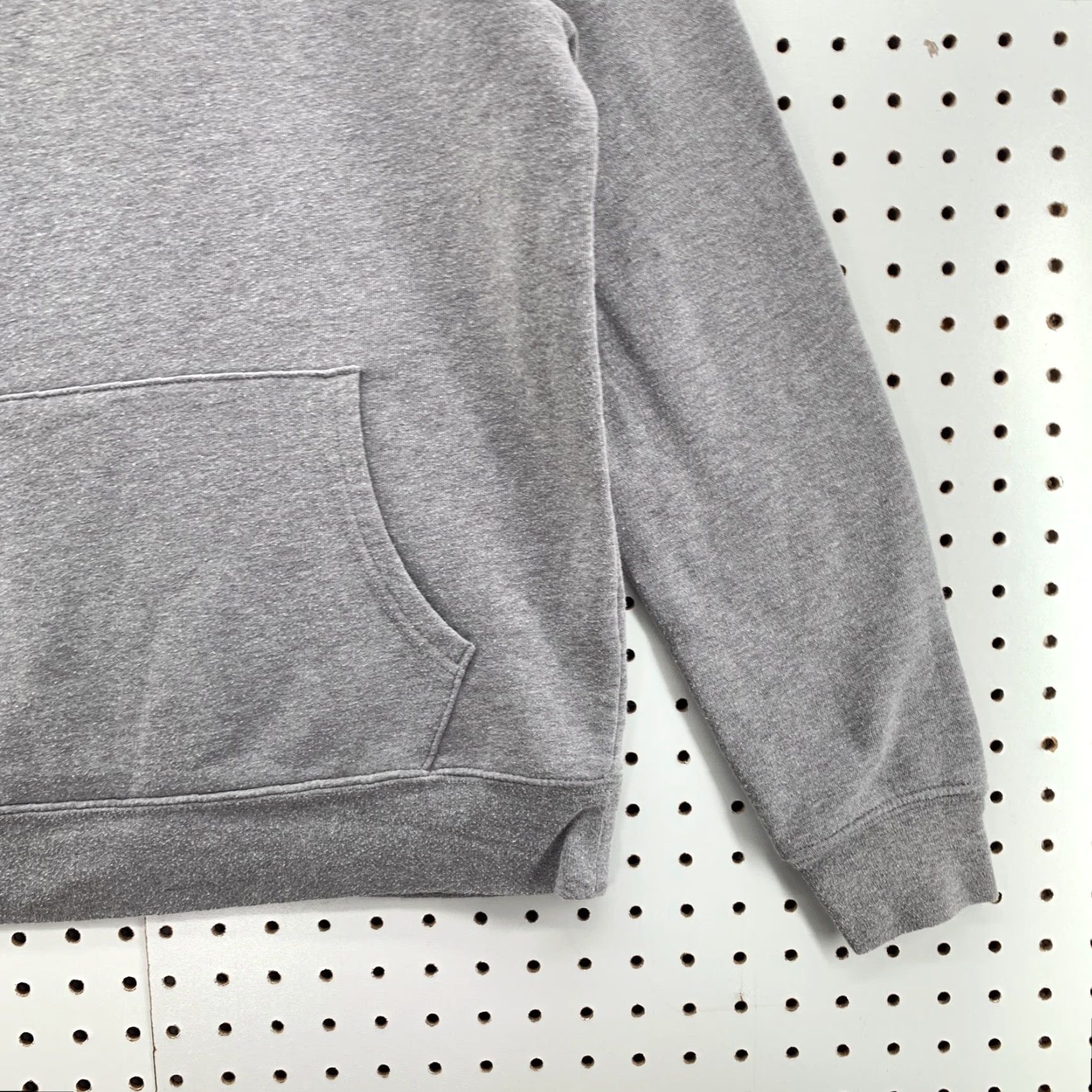 Old Navy Rick and Morty Old Navy Hoodie Mens Small Gray TV Cartoon Hooded Pullover Fleece Sweatshirt Pocket Logo Vintage: No Size US M / EU 48-50 / 2 - 4 Thumbnail