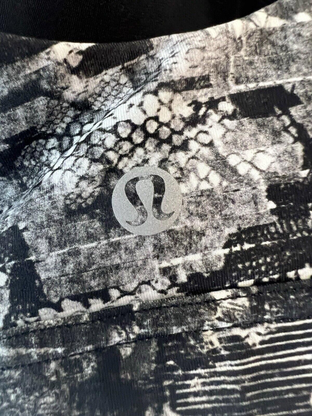 Designer Lululemon All Sports Bra Masked Lace Starlight Black Size 6 Size ONE SIZE - 4 Thumbnail