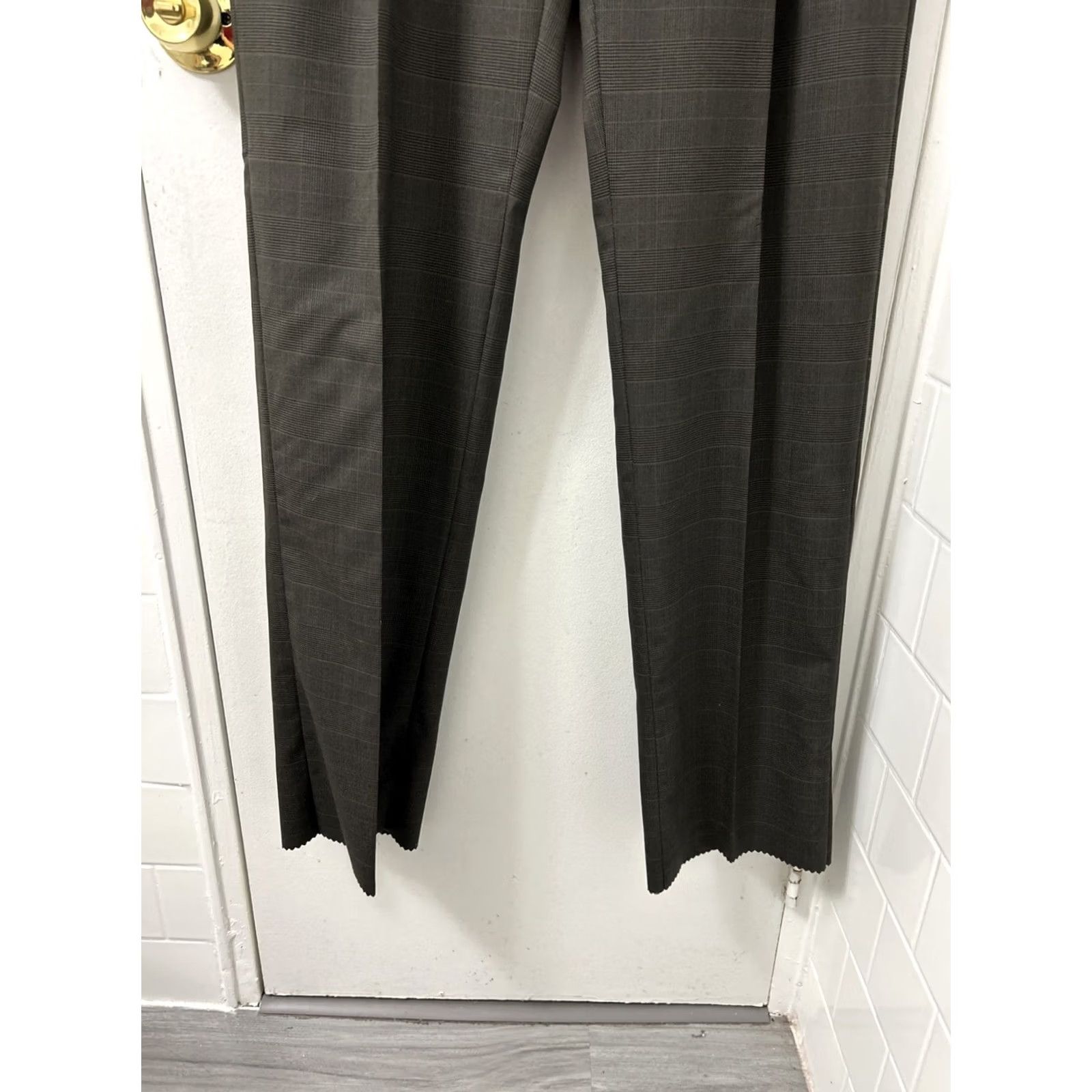 Jos. A. Bank VINTAGE? No; Jos A Bank Windsor Pants 35x37 Wool Pleated Dress Pants Gray 100% Wool YKK Buttons Mens Regular Straight Inseam Unhemmed Navy? Size US 35 - 3 Thumbnail
