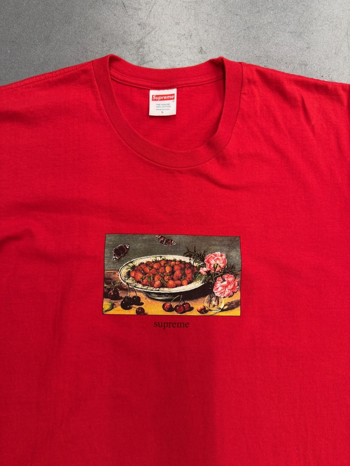Supreme SS23 Supreme Strawberries Tee Size US L / EU 52-54 / 3 - 3 Thumbnail