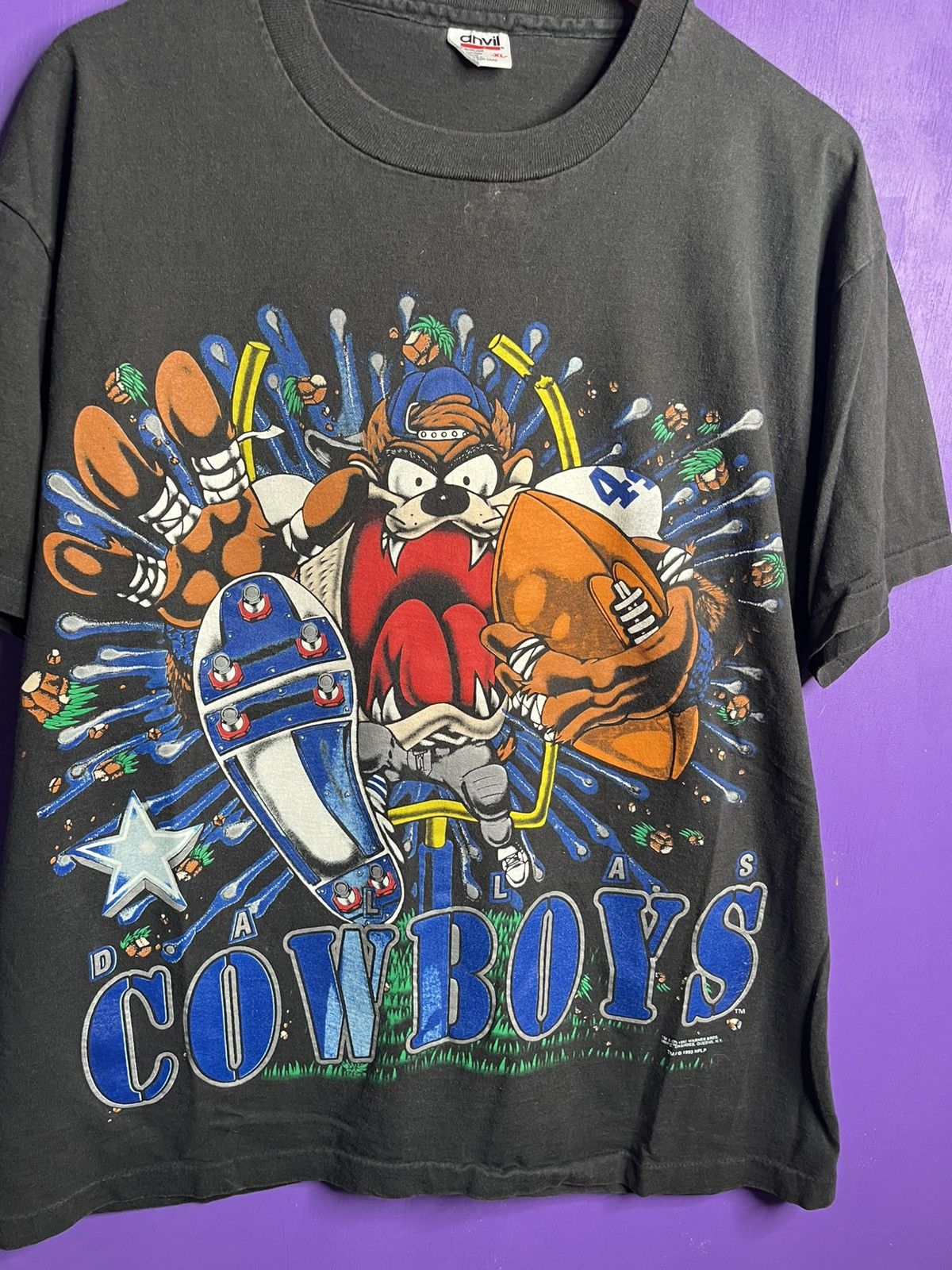 NFL × Vintage Vintage 1993 Taz Dallas cowboys breakthrough t-shirt Size US XL / EU 56 / 4 - 3 Thumbnail
