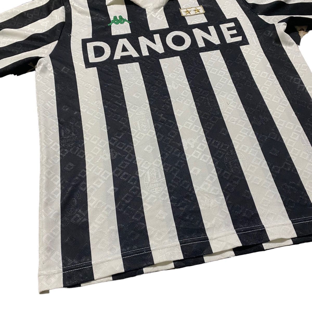 Kappa Vintage 1992 Juventus Jersey Home Danone Size US M / EU 48-50 / 2 - 6 Thumbnail