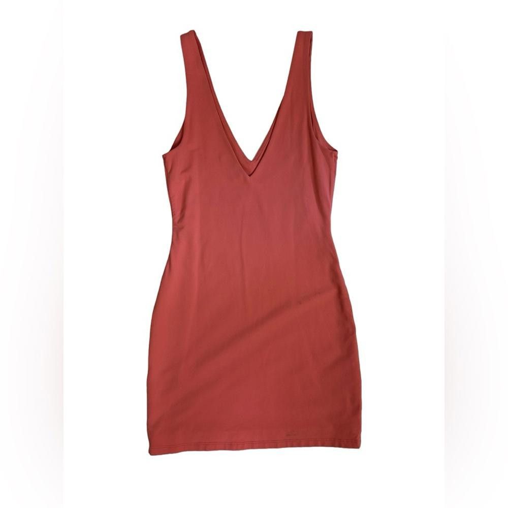 Aritzia Babaton l Contour V Neck Bodycon Mini Dress Medium Size M / US 6-8 / IT 42-44 - 7 Thumbnail