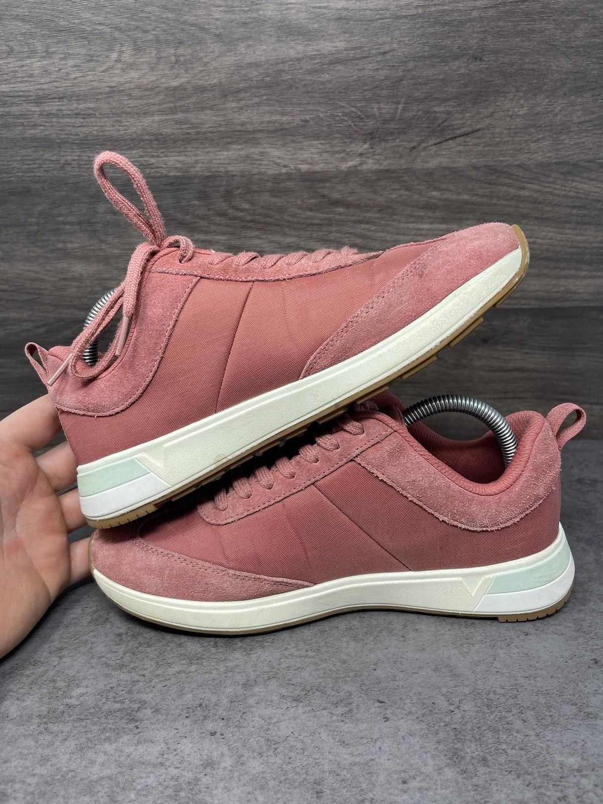 Vionic Vionic Breilyn Shoes Womens Size 8.5 Pink White Sneakers Size US 8.5 / IT 38.5 - 7 Thumbnail