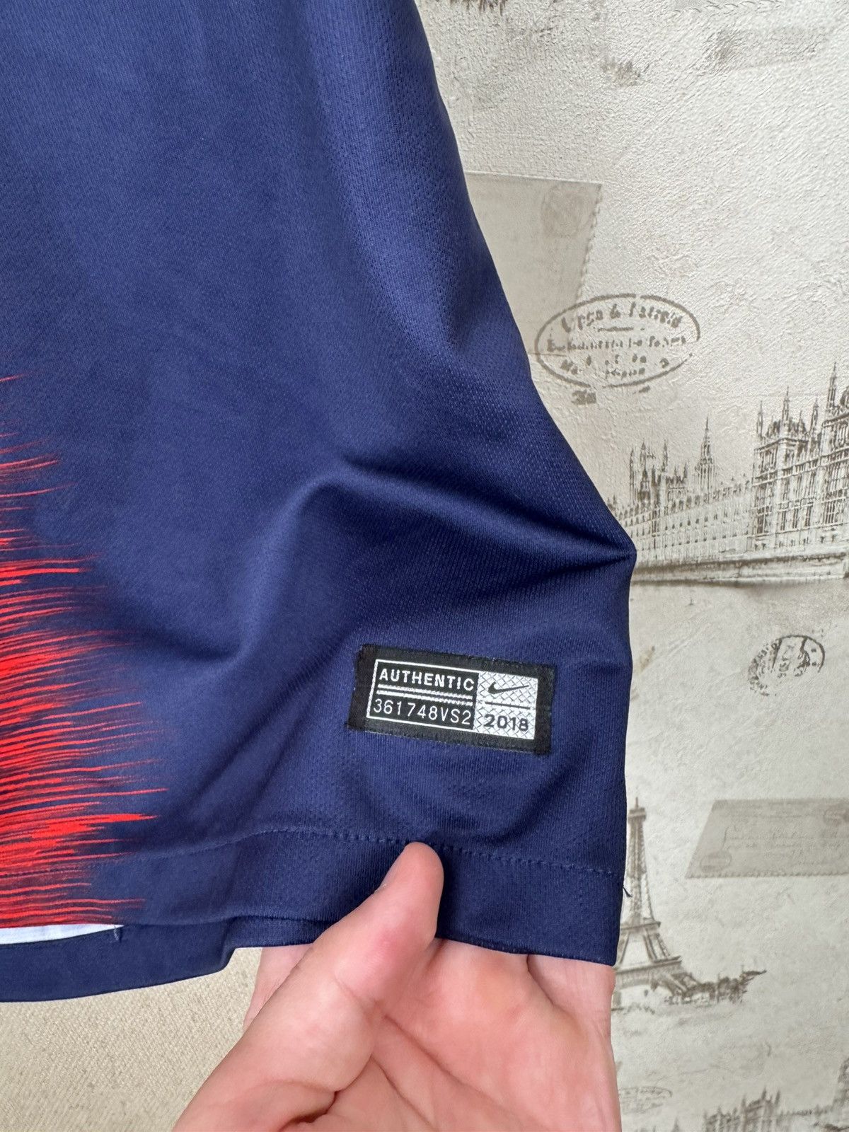 Nike Nike Paris Saint-Germain PSG 2018 2019 Home Jersey Men's M Size US M / EU 48-50 / 2 - 15 Thumbnail