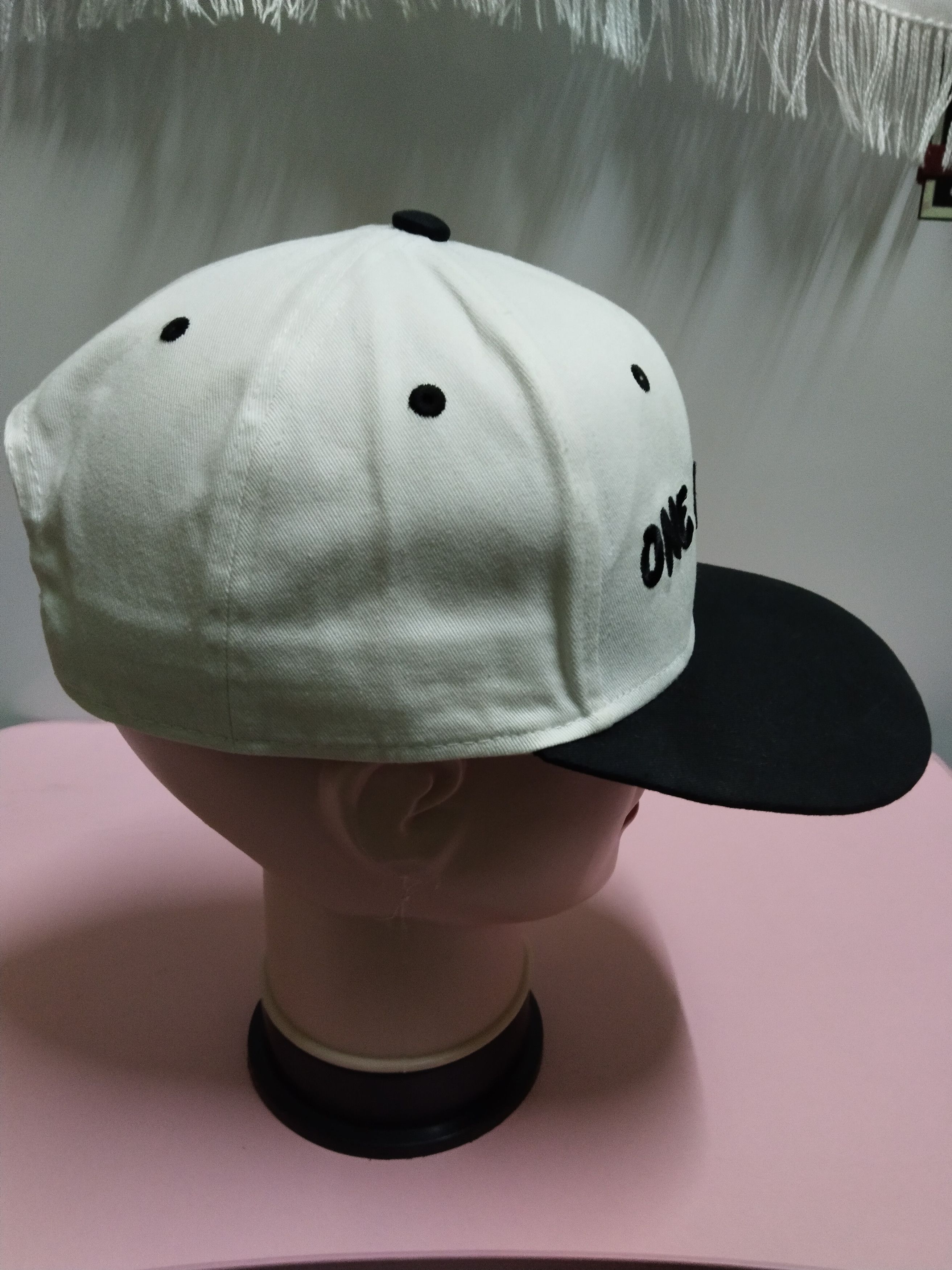 Band Tees ONE DIRECTION BAND MUSIC CAP ADJUSTABLE SNAPBACK Size ONE SIZE - 3 Thumbnail