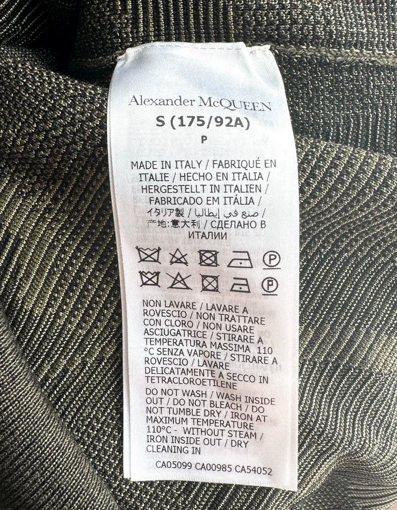 Alexander McQueen Alexander Mcqueen Printed sweater Size US S / EU 44-46 / 1 - 8 Thumbnail
