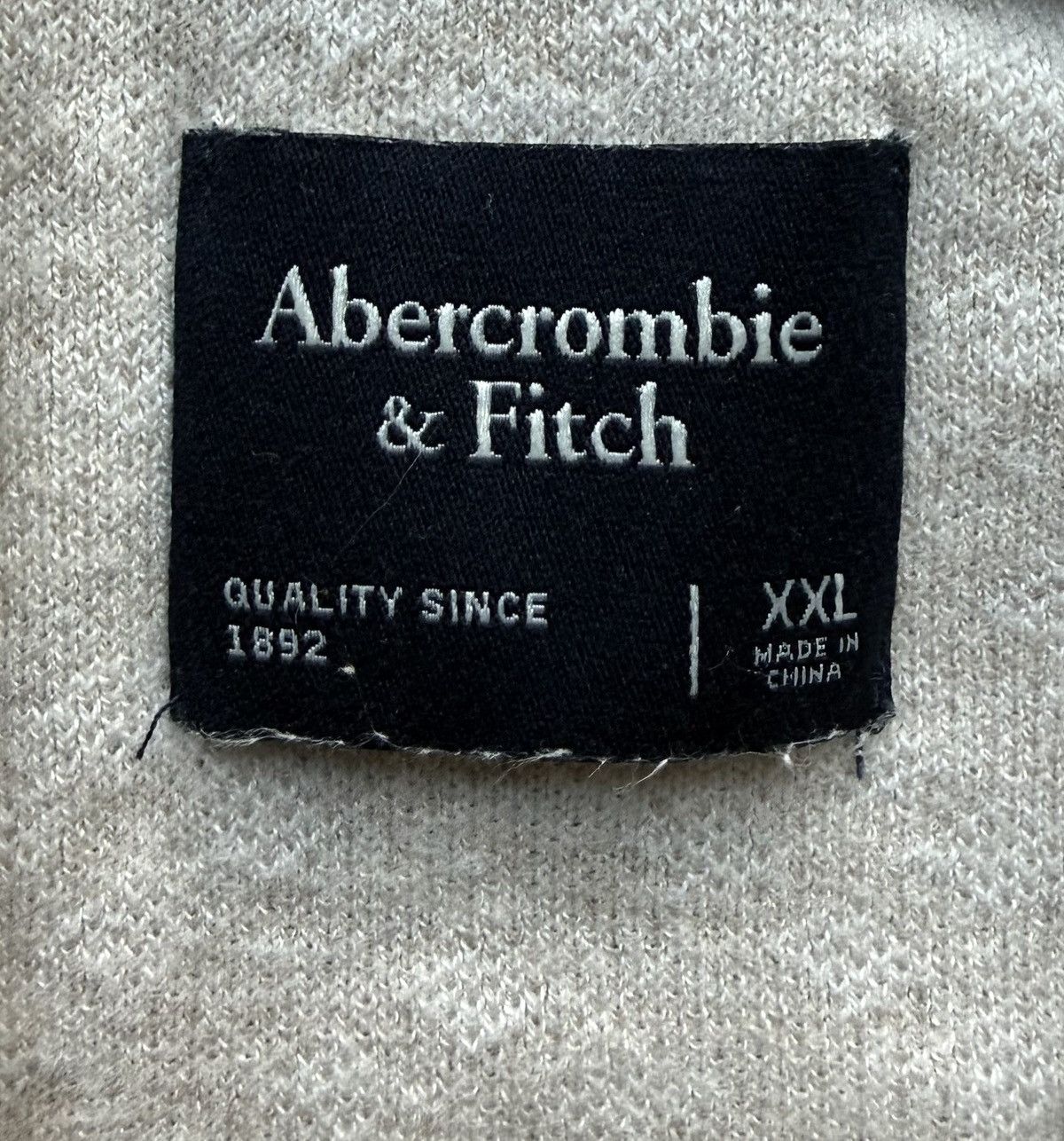 Abercrombie & Fitch Abercrombie and Fitch Knit Buttondown (XXL) Size US XXL / EU 58 / 5 - 5 Thumbnail