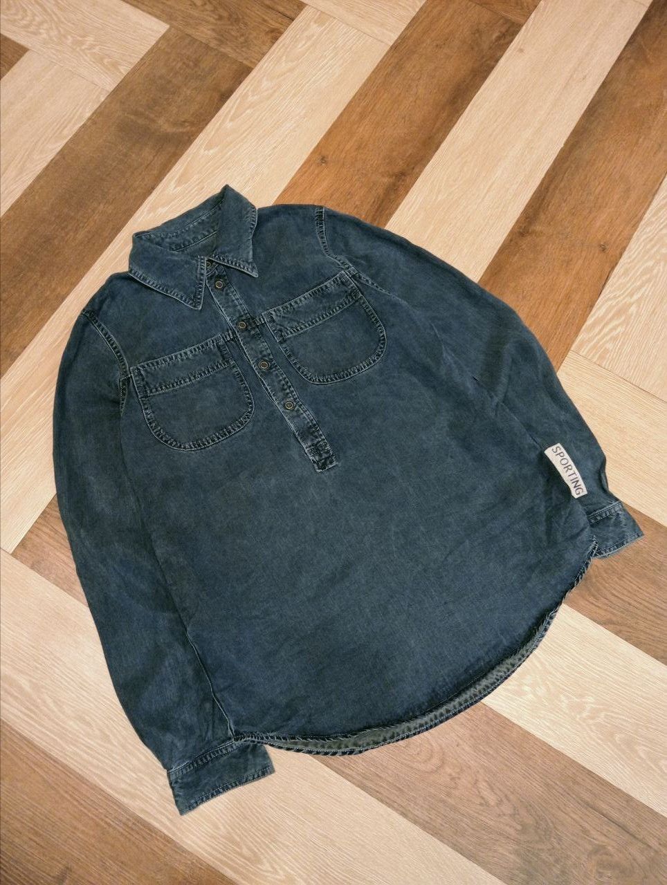 Issey Miyake VINTAGE HAI SPORTING GEAR HALF BUTTON DENIM SHIRT Size M / US 6-8 / IT 42-44 - 2 Thumbnail