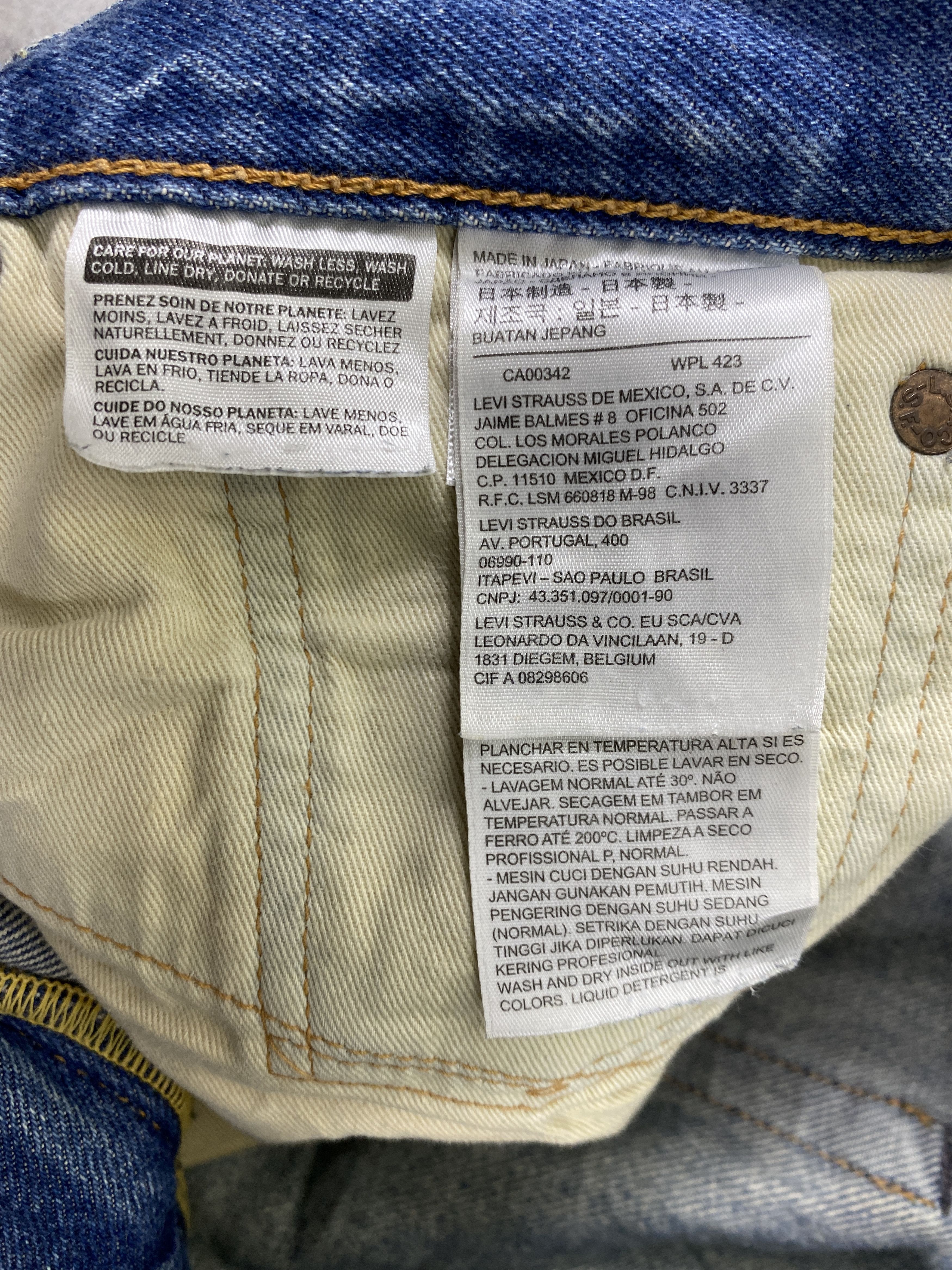 Levi's Distressed Blue Vintage Levi's 502 Jeans 33x29 Denim- JN3848 Size US 33 - 9 Thumbnail