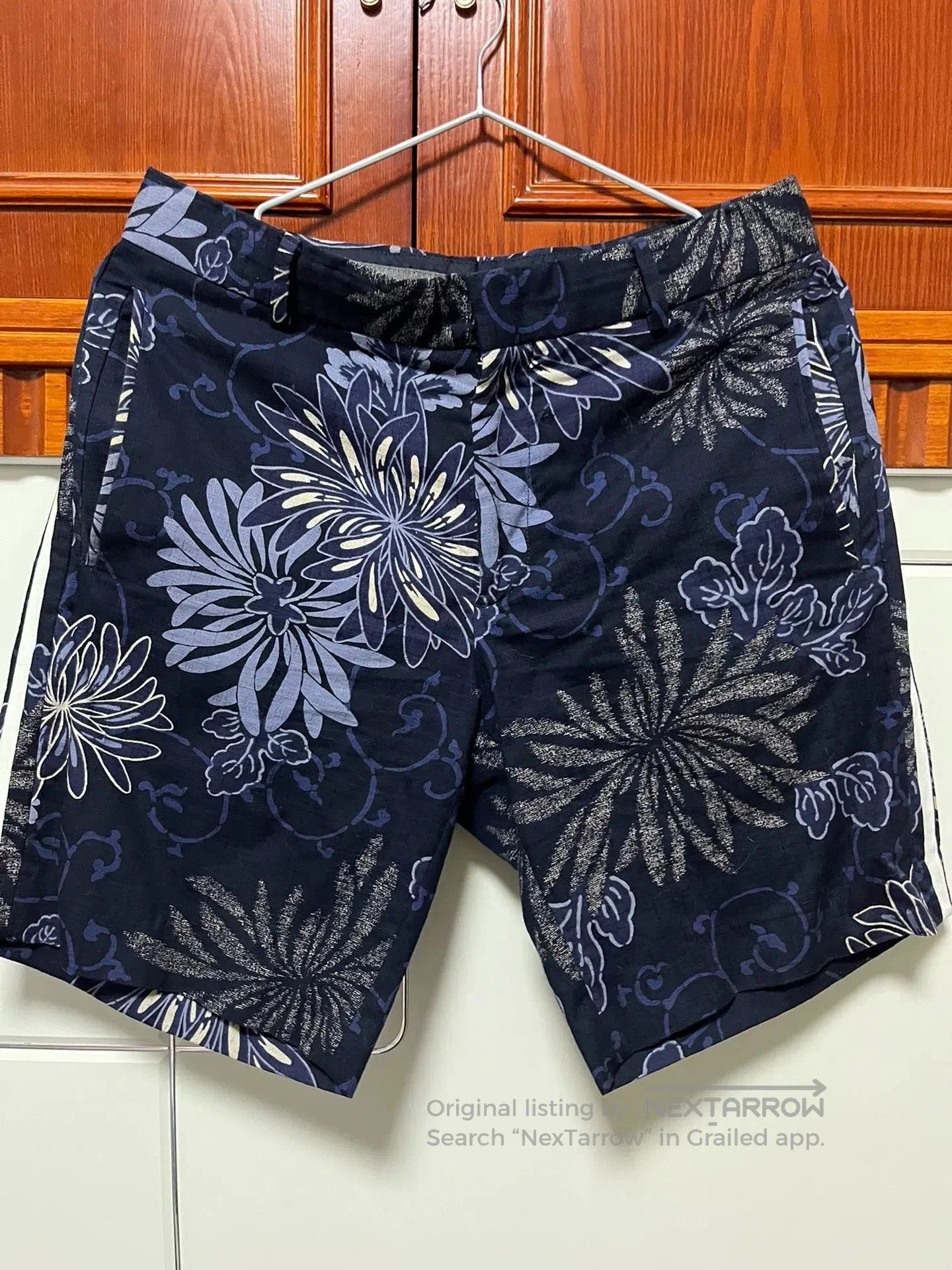 Moncler Moncler Men's Blue Camo Casual Shorts. Size US 34 / EU 50 - 2 Thumbnail