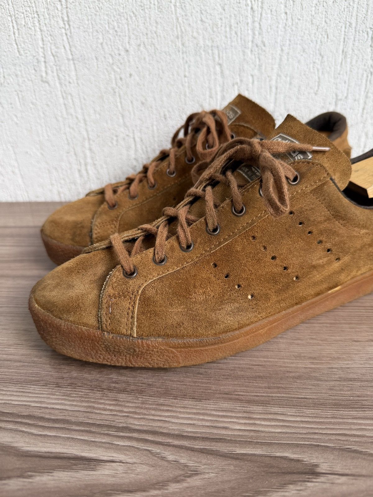 Adidas 1974 Adidas beach suede sneaker Size US 10 / EU 43 - 3 Thumbnail