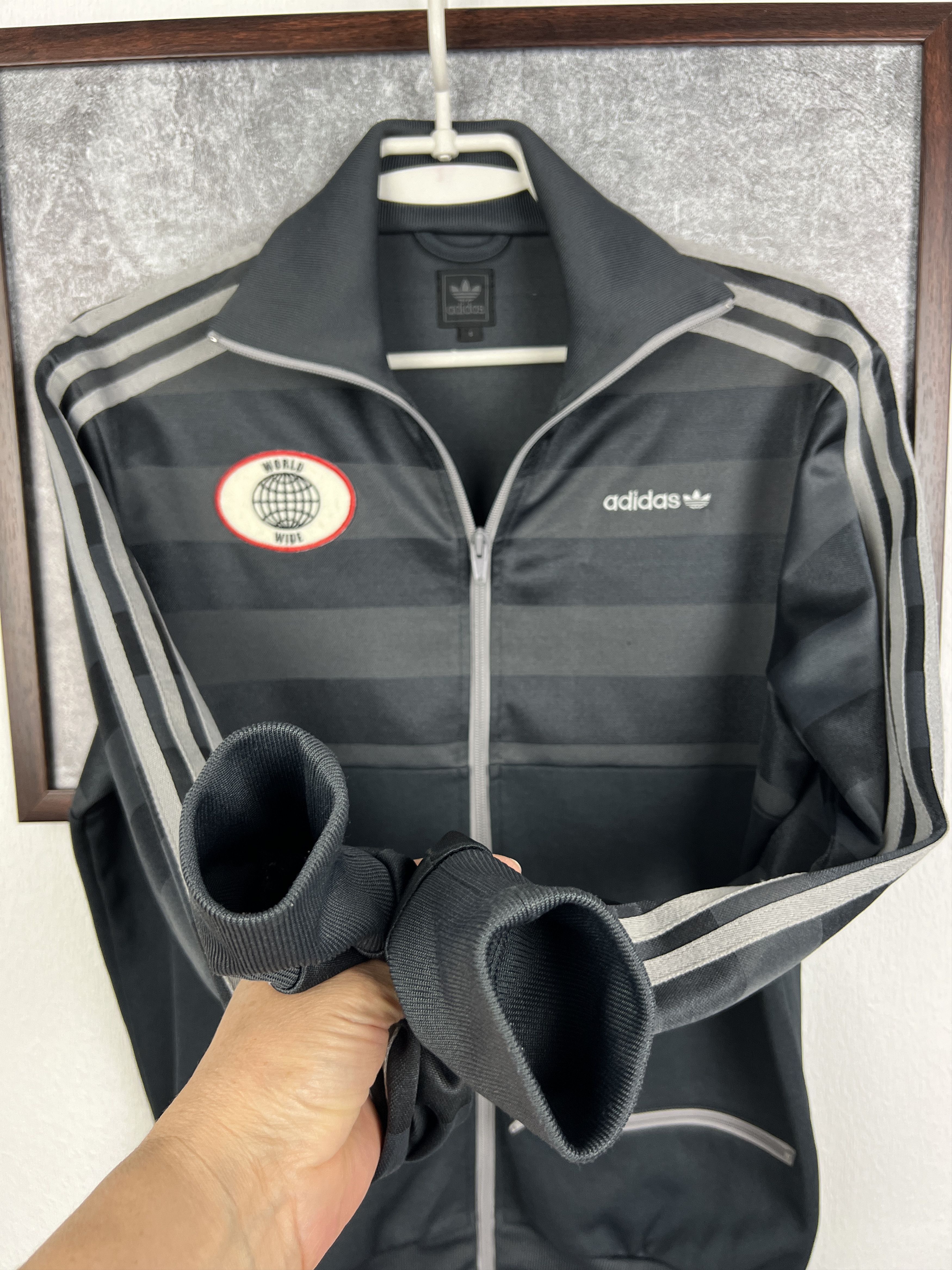 Adidas Adidas Originals World Wide Striped Track Top Jacket Rare Size US S / EU 44-46 / 1 - 6 Thumbnail