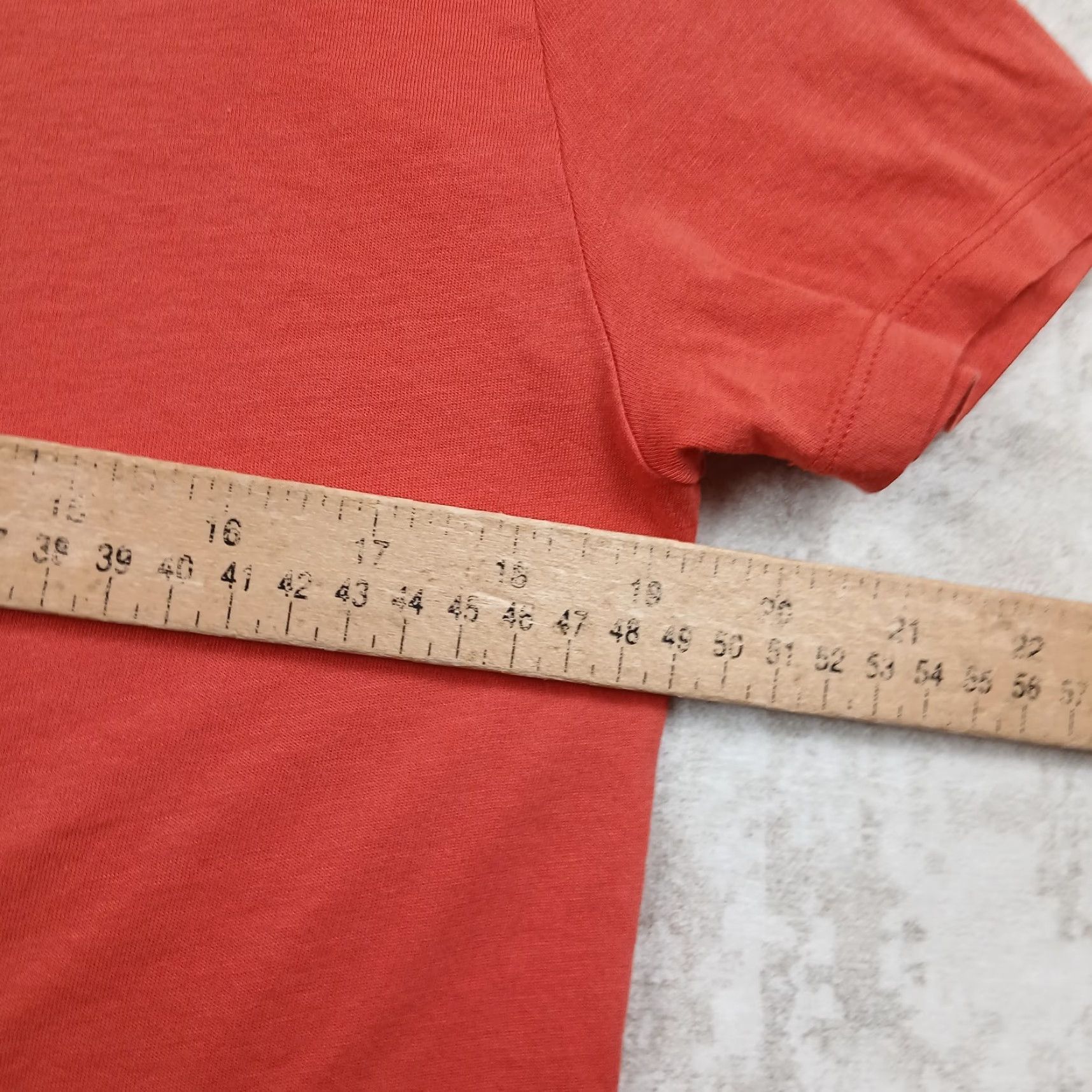 Lacoste Lacoste V Neck T Shirt Mens S Orange Preppy Shirt Size US S / EU 44-46 / 1 - 7 Thumbnail