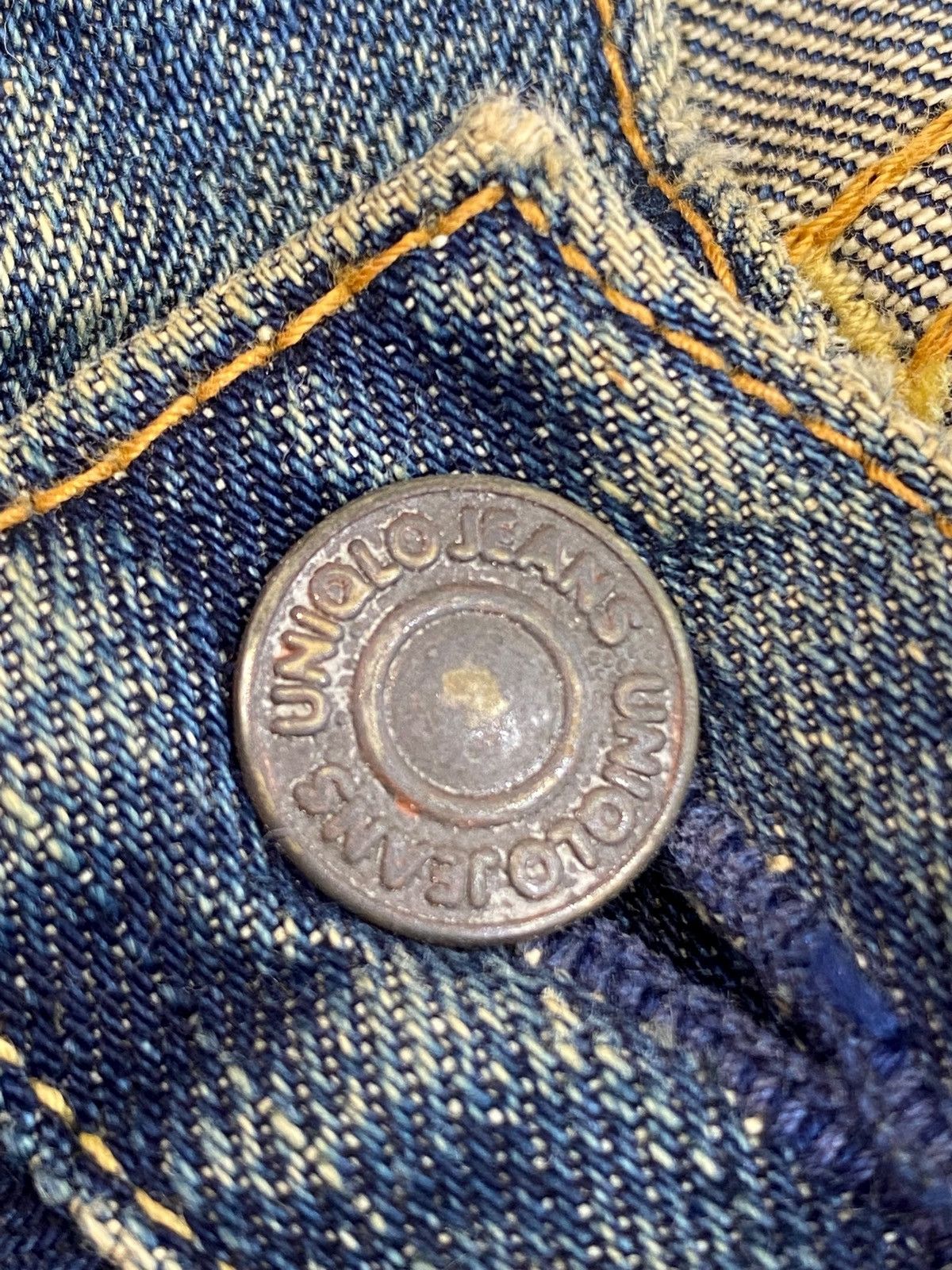 Uniqlo Uniqlo Vintage Faded Wash Style Baggy Jeans Size US 30 / EU 46 - 10 Thumbnail
