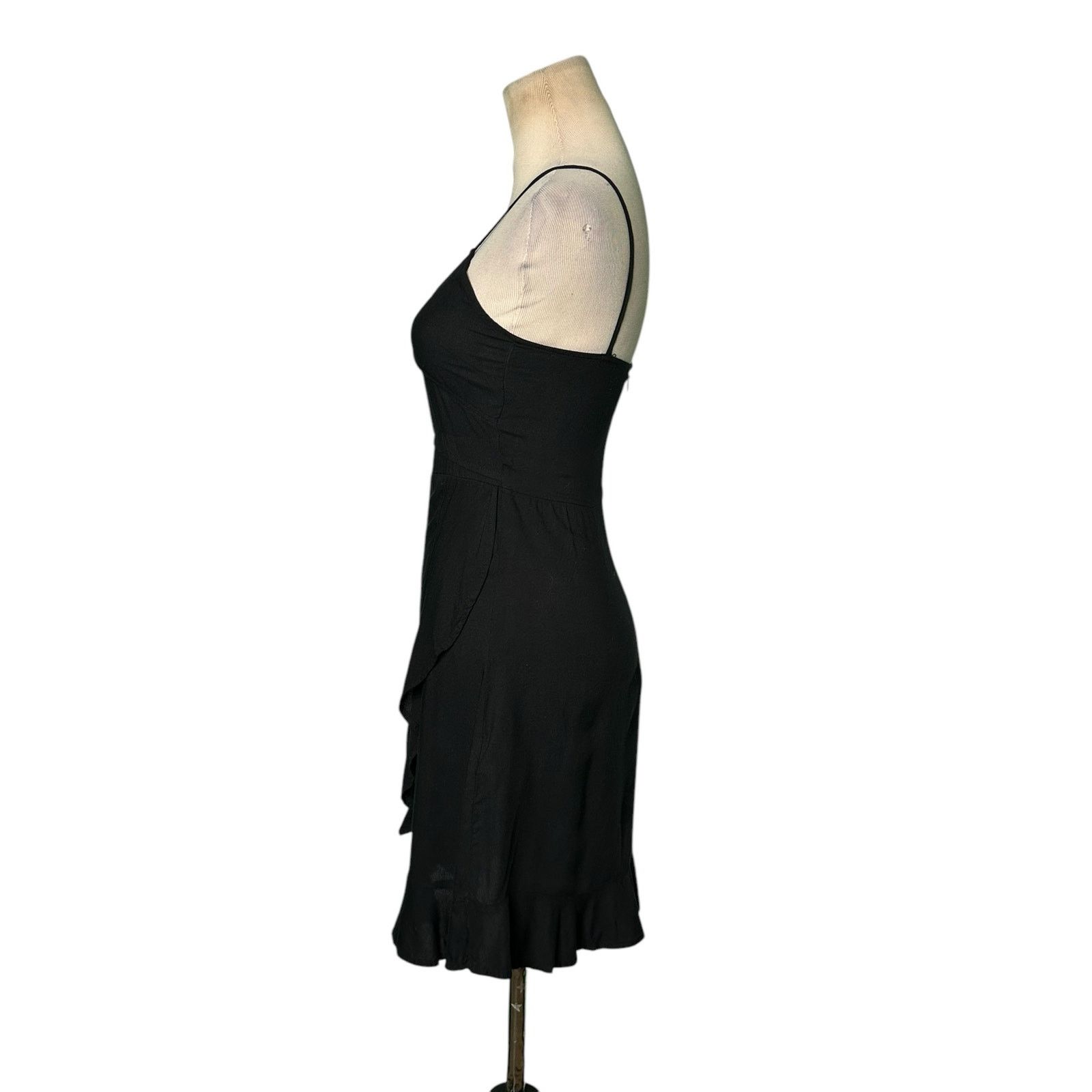 H&M H&M black ruffle summer mini dress size 0 Size XS / US 0-2 / IT 36-38 - 9 Thumbnail