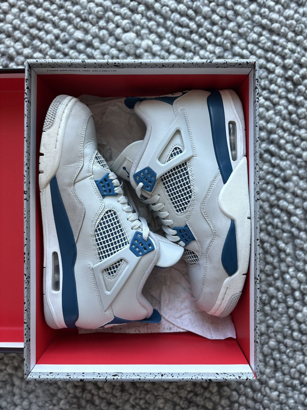 Jordan Brand Jordan 4 Retro Military Blue (2024) Sz: 10 Size US 10 / EU 43 - 2 Thumbnail