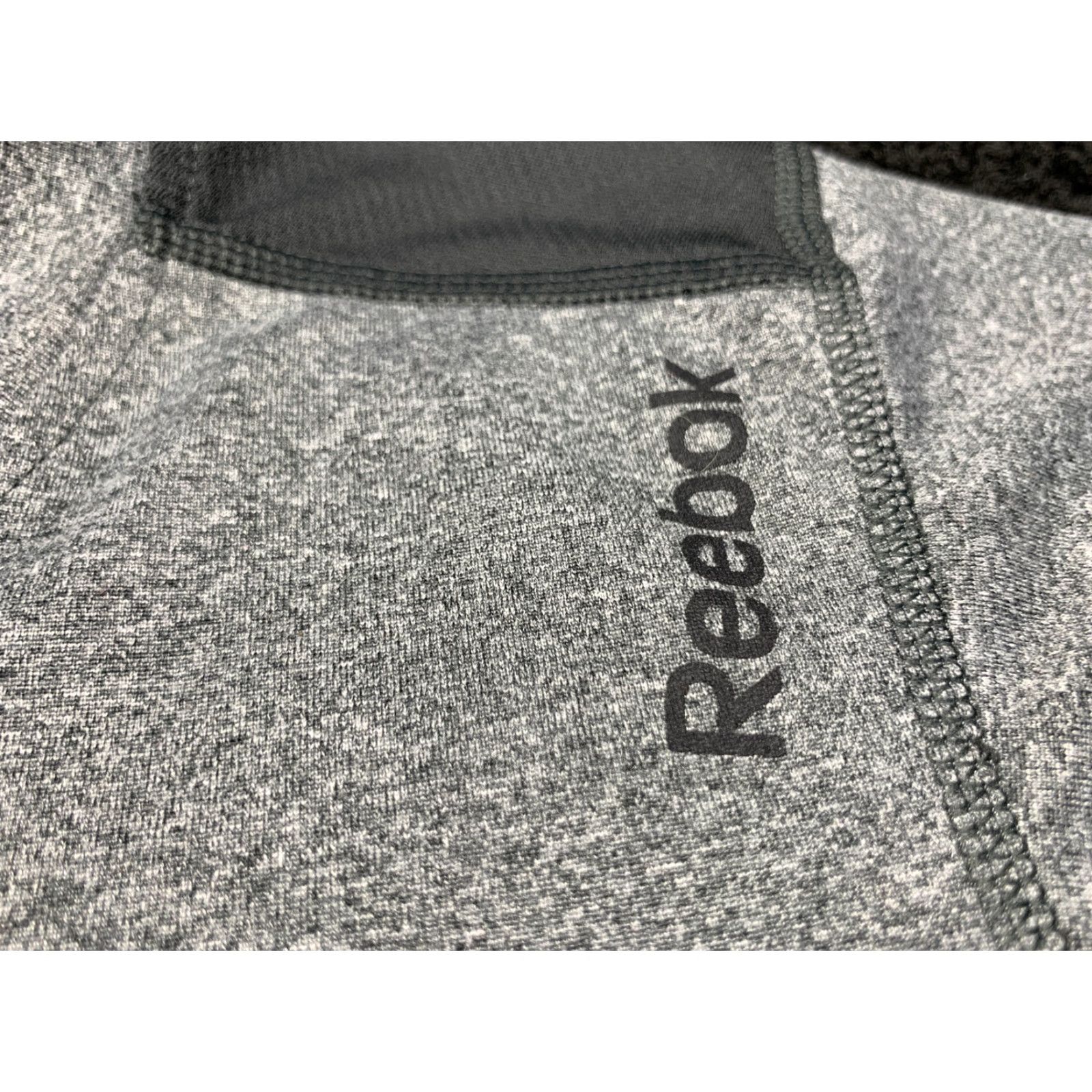 Reebok VINTAGE Reebok Men's Crew Neck T-Shirt Medium Gray Sportswear Activewear Size US M / EU 48-50 / 2 - 3 Thumbnail