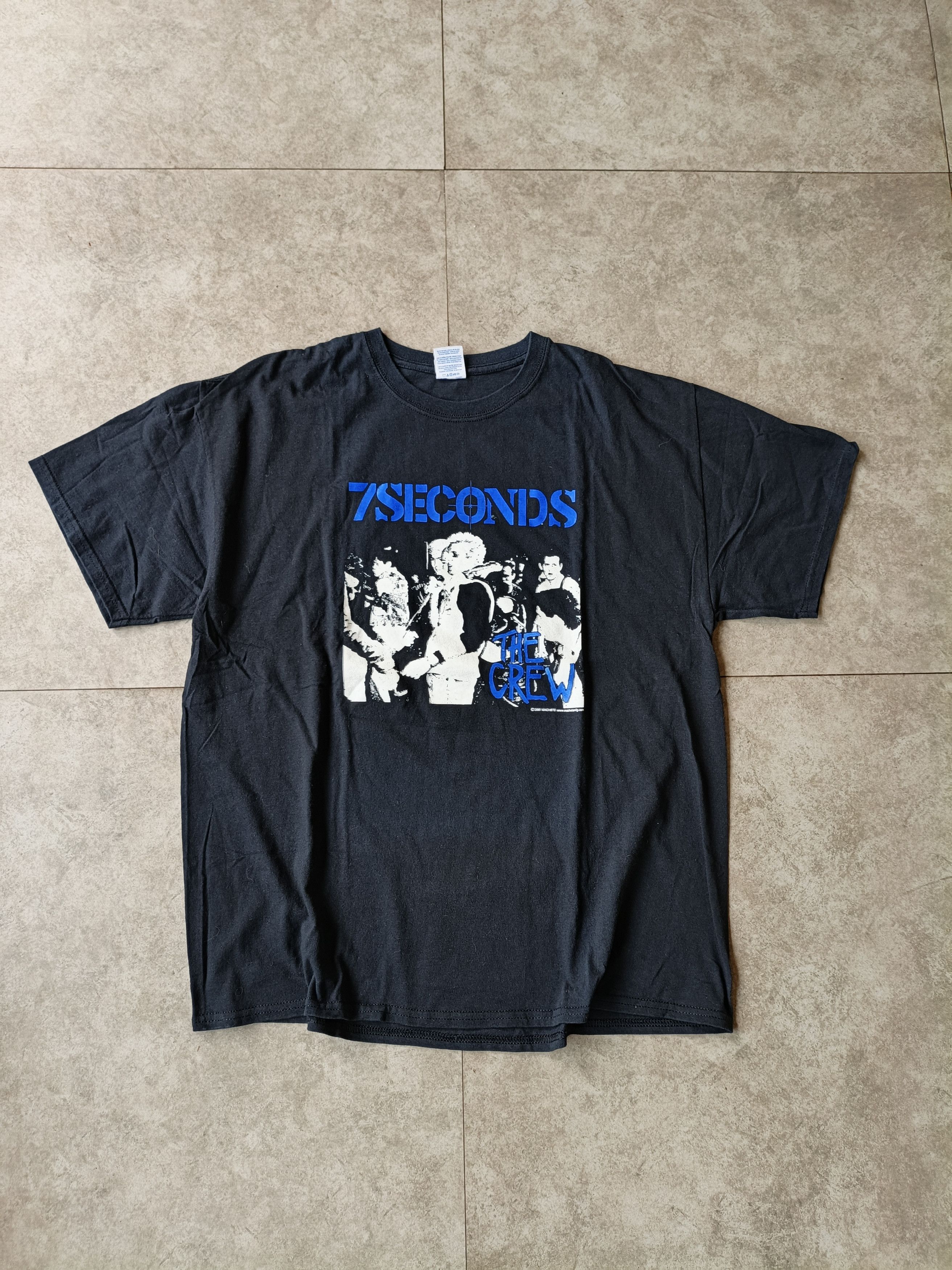 Band Tees 2005 Band Tees 7seconds "The Crew" Deadstock Vintage Size US XL / EU 56 / 4 - 2 Thumbnail