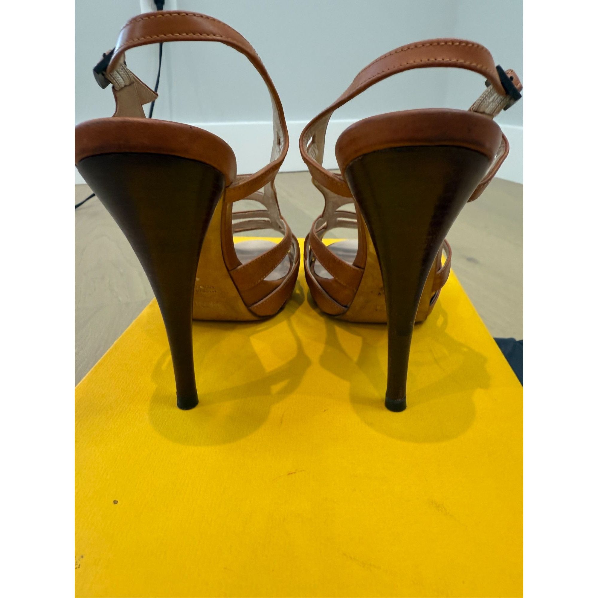 Fendi Women's Fendi Spuntata Cuoietto Scotch Caged High Heel Sanda Size US 7 / IT 37 - 4 Thumbnail